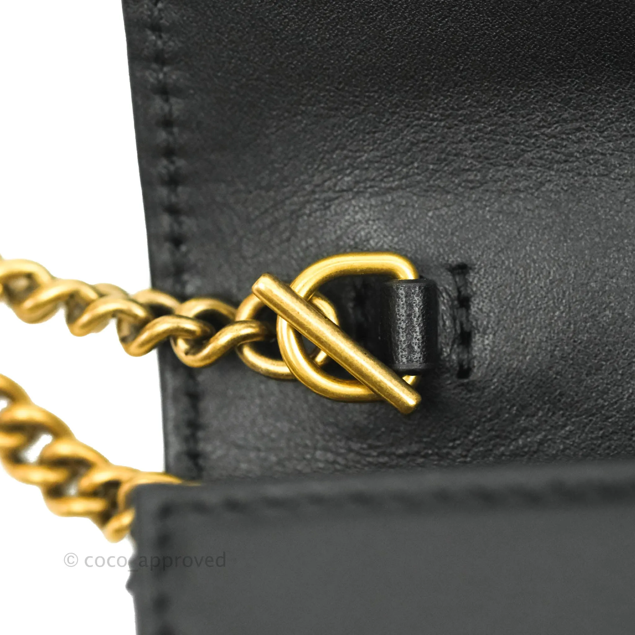 Gucci Matelasse GG Marmont Mini Chain Flap Bag Black Calfskin Gold Hardware