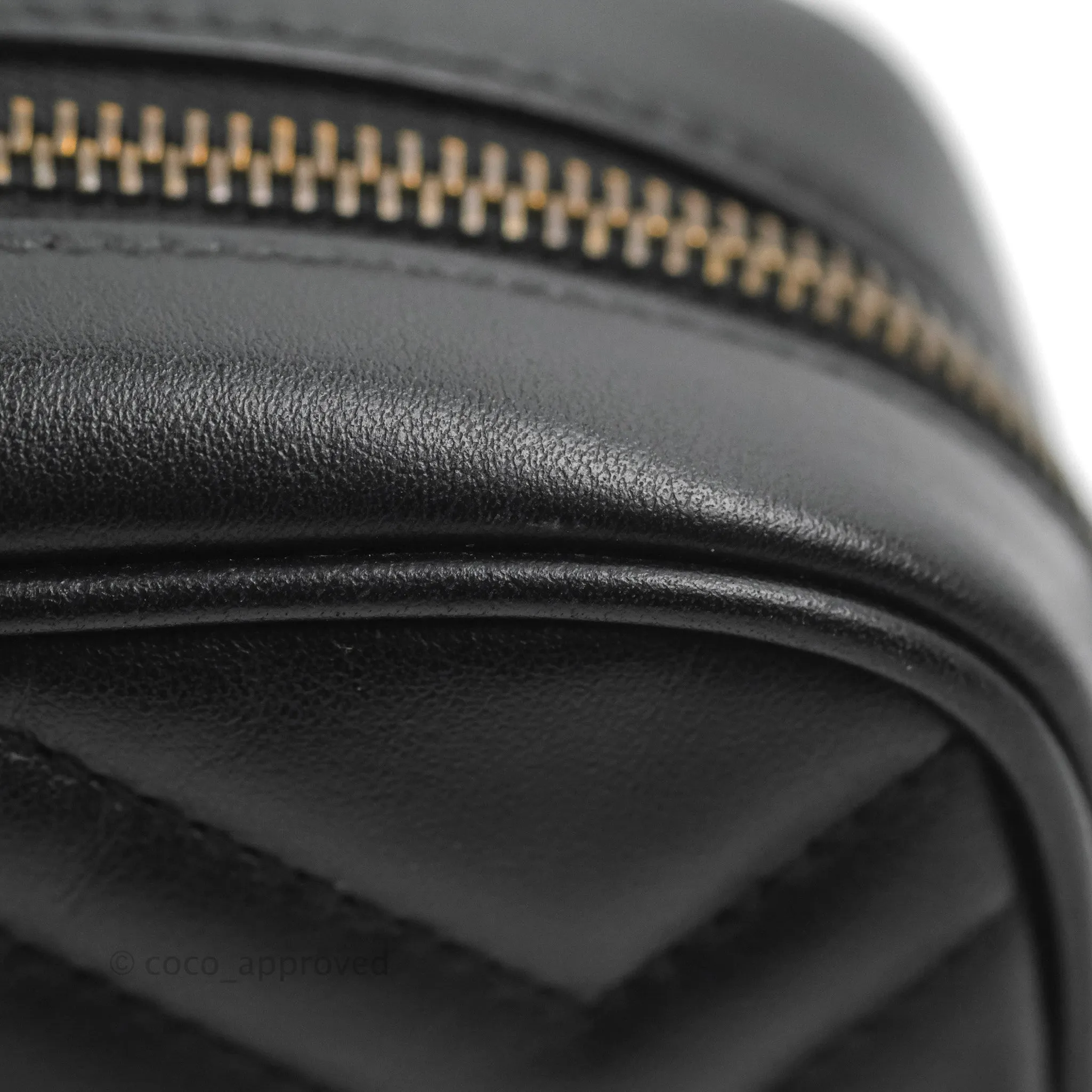 Gucci Mini Matelasse GG Marmont Camera Bag Black Calfskin Gold Hardware