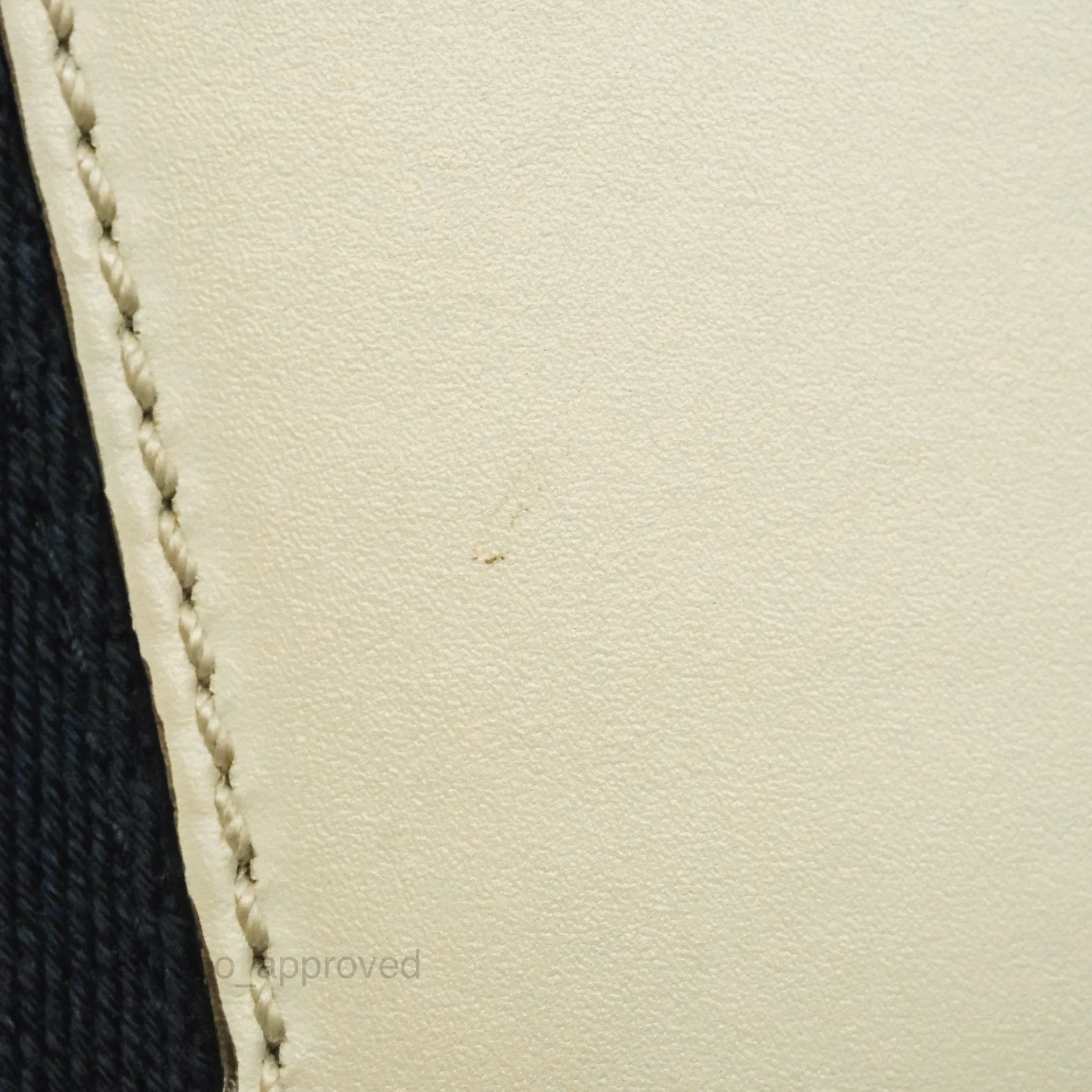 Gucci Mini Sylvie Top Handle White Calfskin Shoulder Bag With Strap