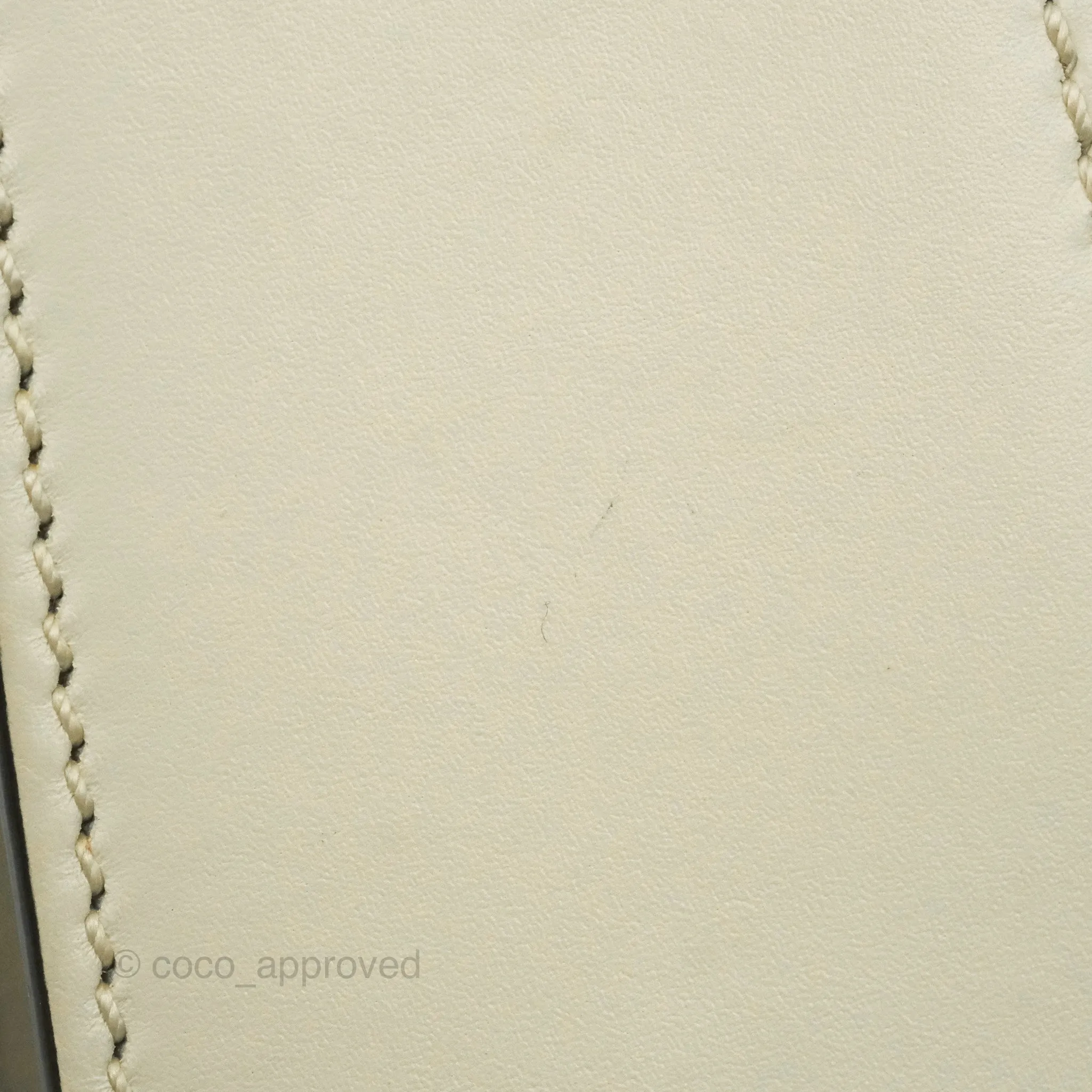 Gucci Mini Sylvie Top Handle White Calfskin Shoulder Bag With Strap