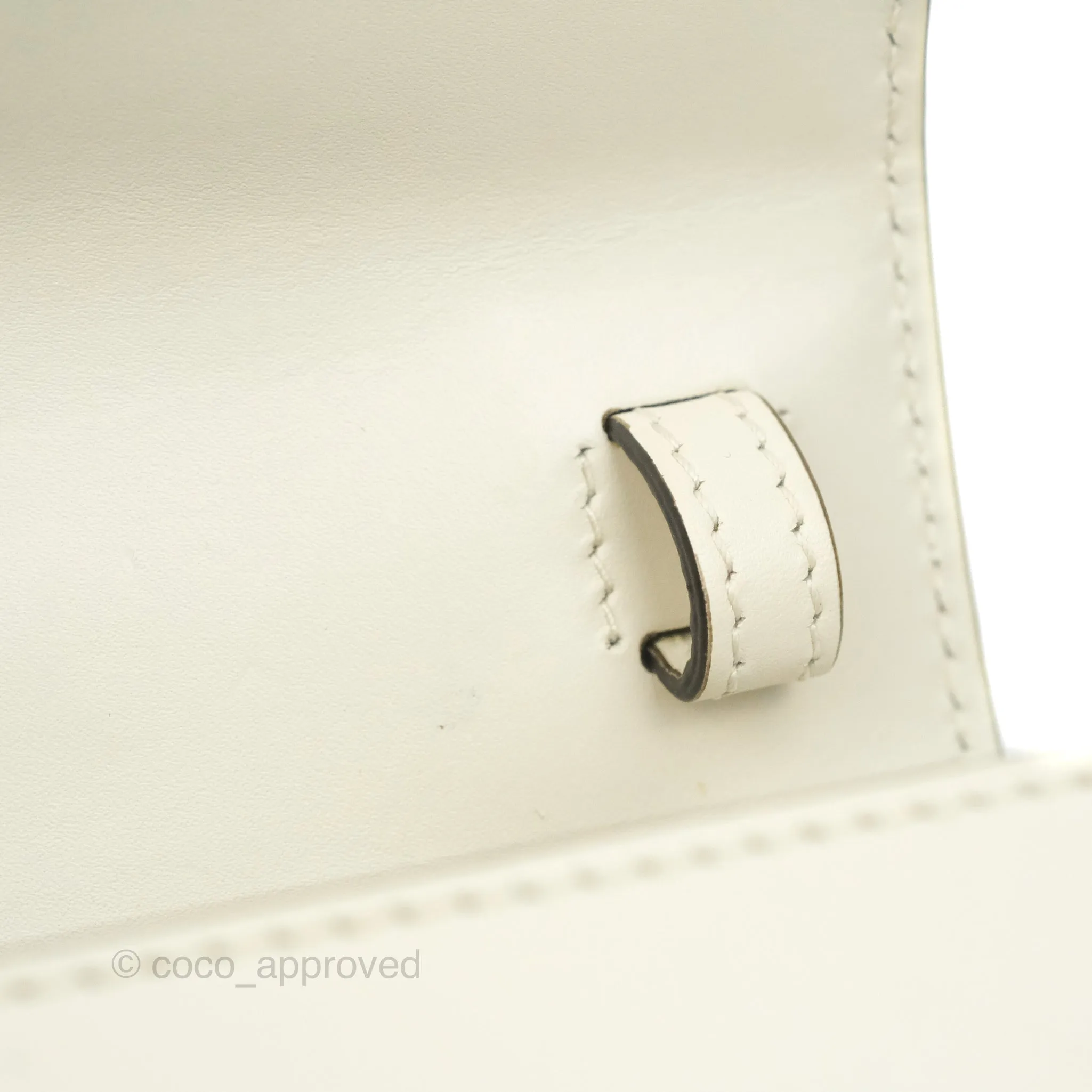 Gucci Mini Sylvie Top Handle White Calfskin Shoulder Bag With Strap