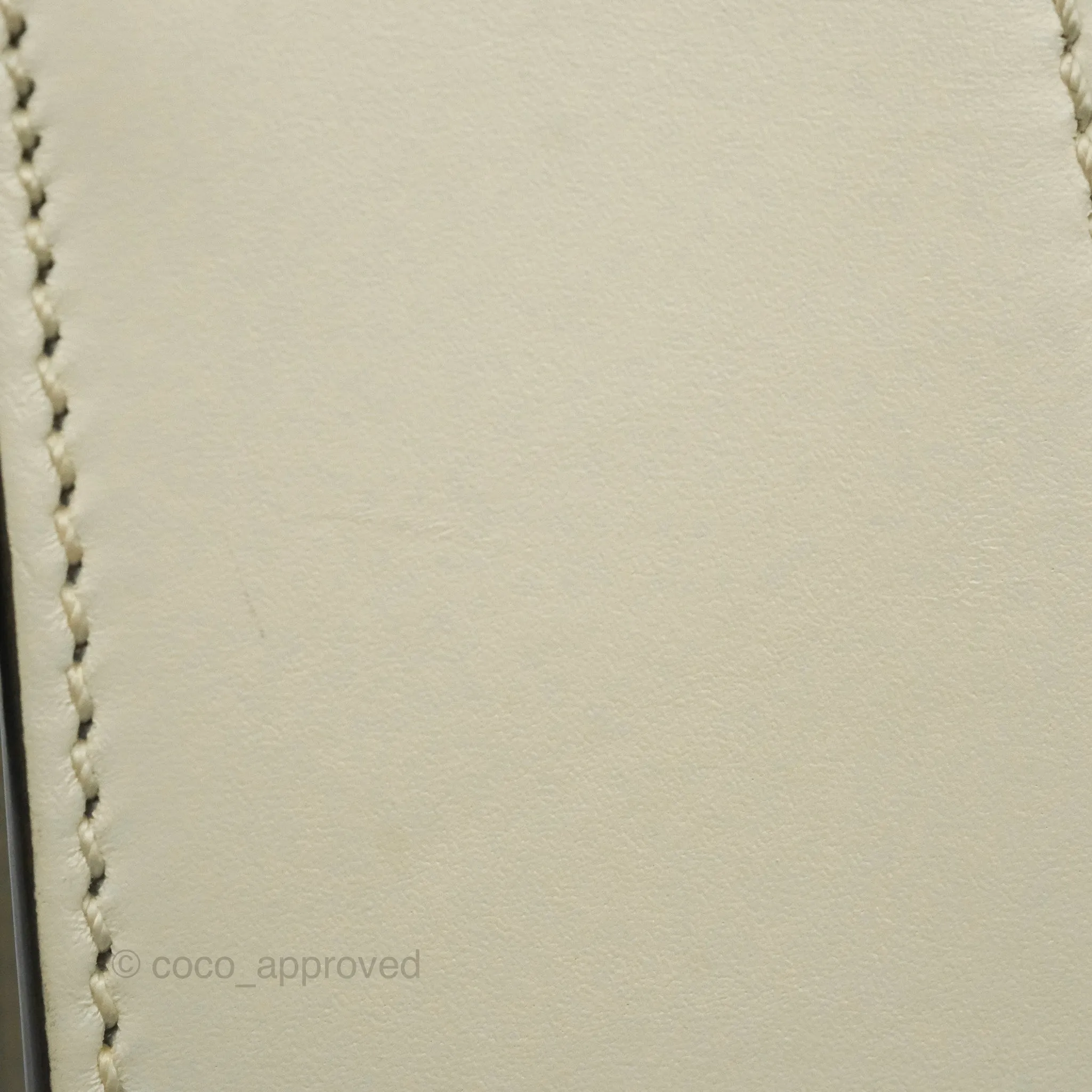 Gucci Mini Sylvie Top Handle White Calfskin Shoulder Bag With Strap