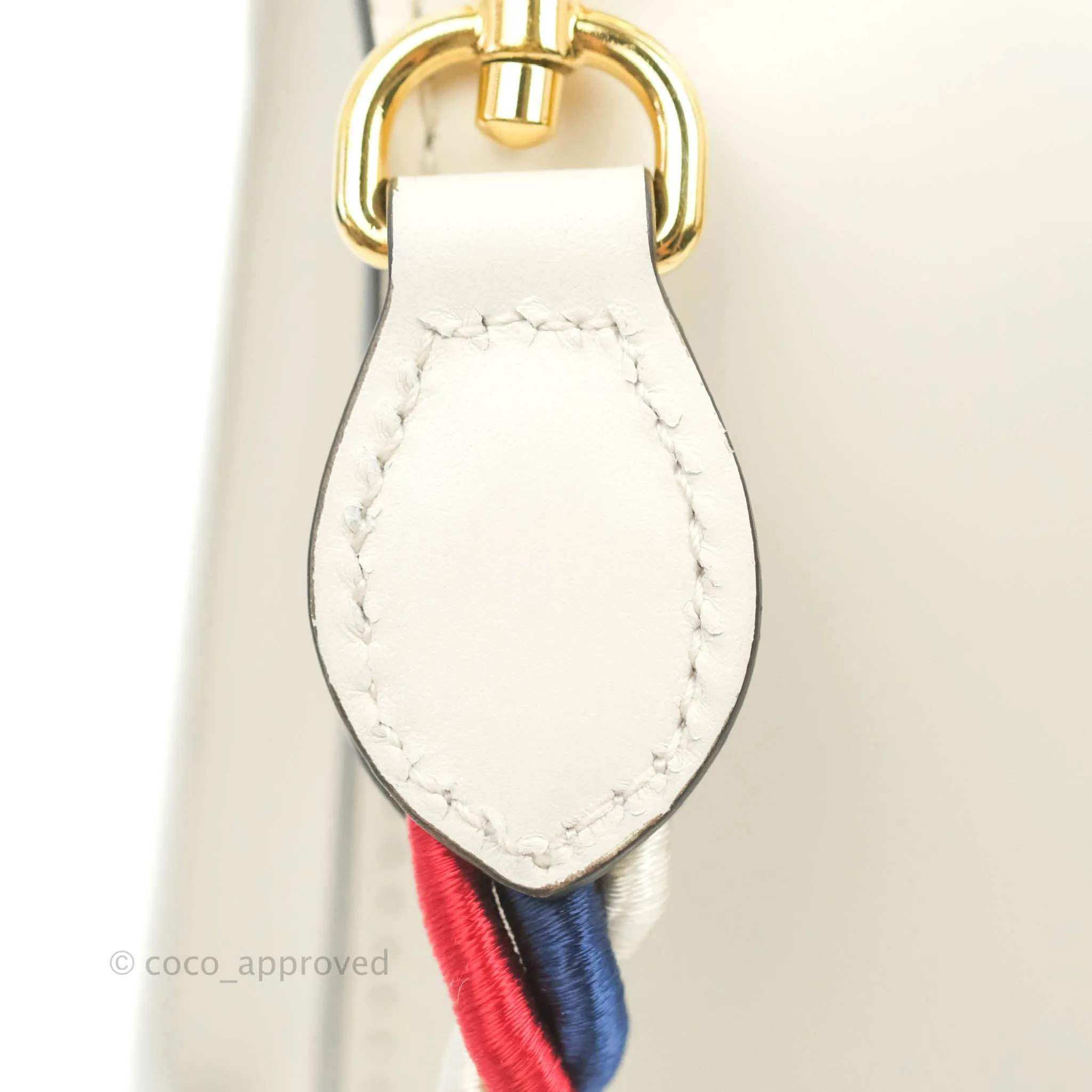 Gucci Mini Sylvie Top Handle White Calfskin Shoulder Bag With Strap