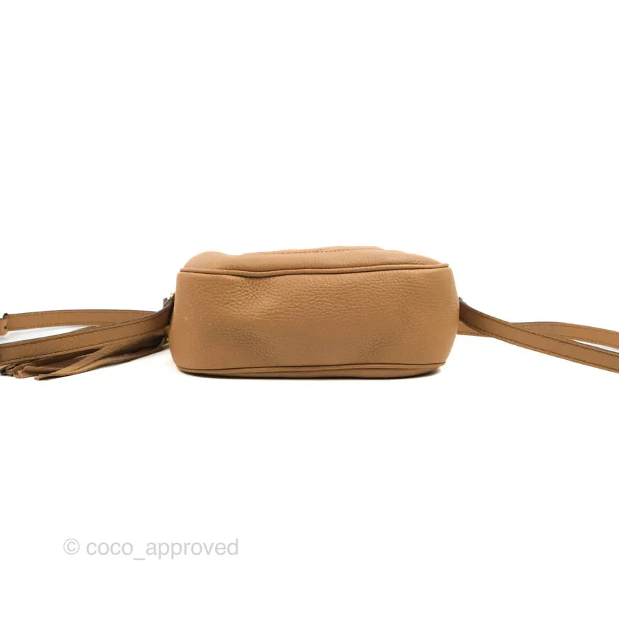 Gucci Pebbled Calfskin Small Soho Disco Bag Beige