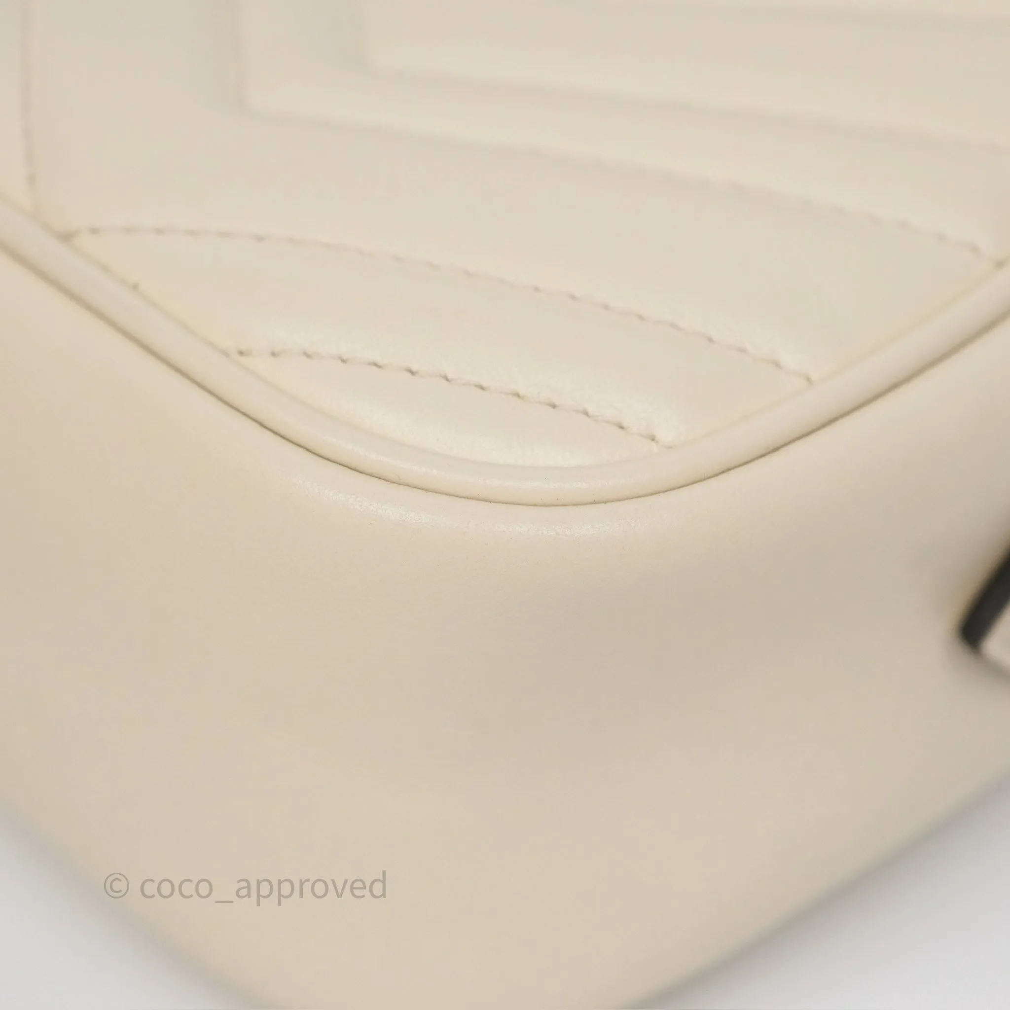 Gucci Small GG Marmont Camera Bag White Calfskin Gold Hardware
