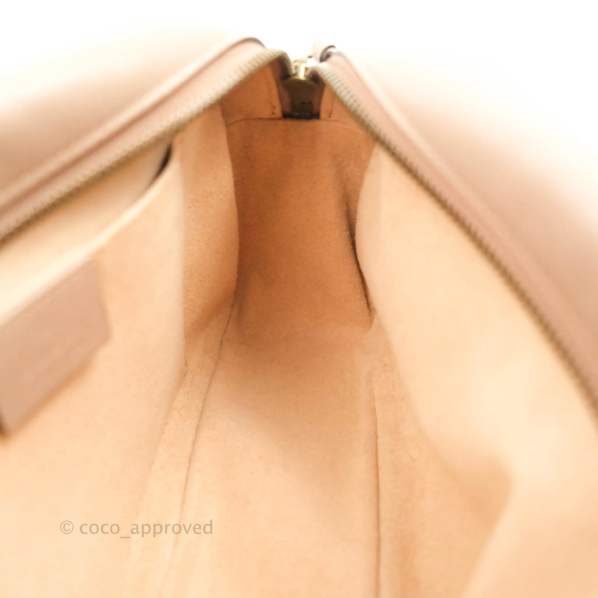 Gucci Small Matelasse GG Marmont Camera Bag Dusty Pink Calfskin Gold Hardware