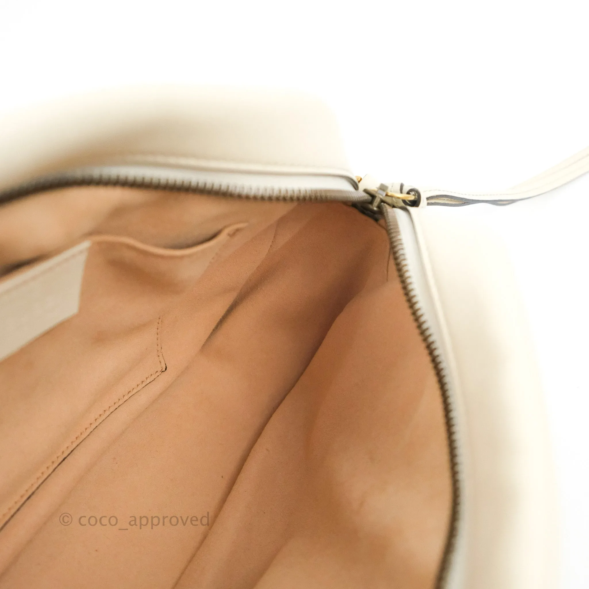 Gucci Small Matelasse GG Marmont Camera Bag White Calfskin Gold Hardware