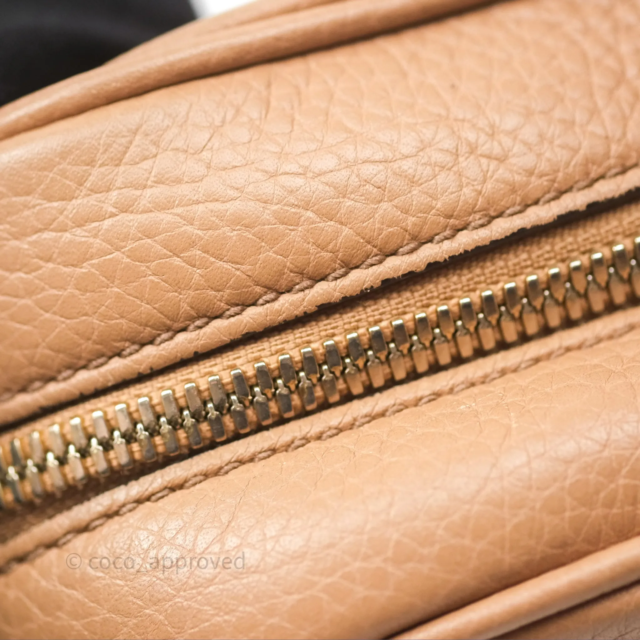Gucci Small Soho Disco Bag Calfskin Beige