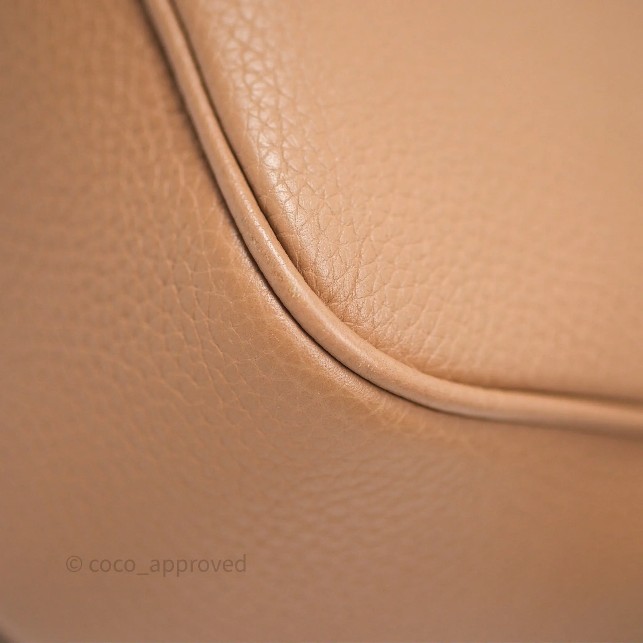 Gucci Small Soho Disco Bag Calfskin Beige