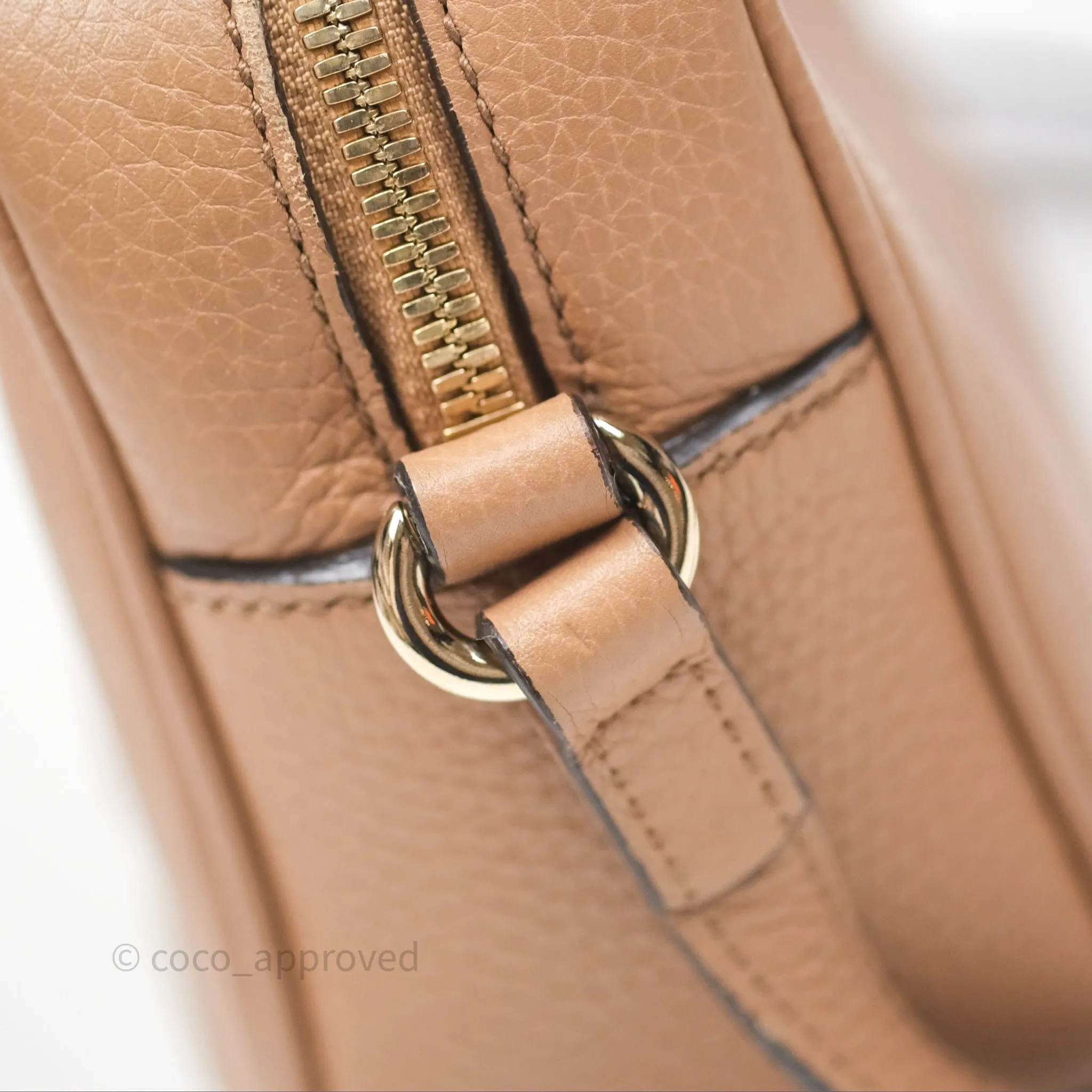 Gucci Small Soho Disco Bag Calfskin Beige