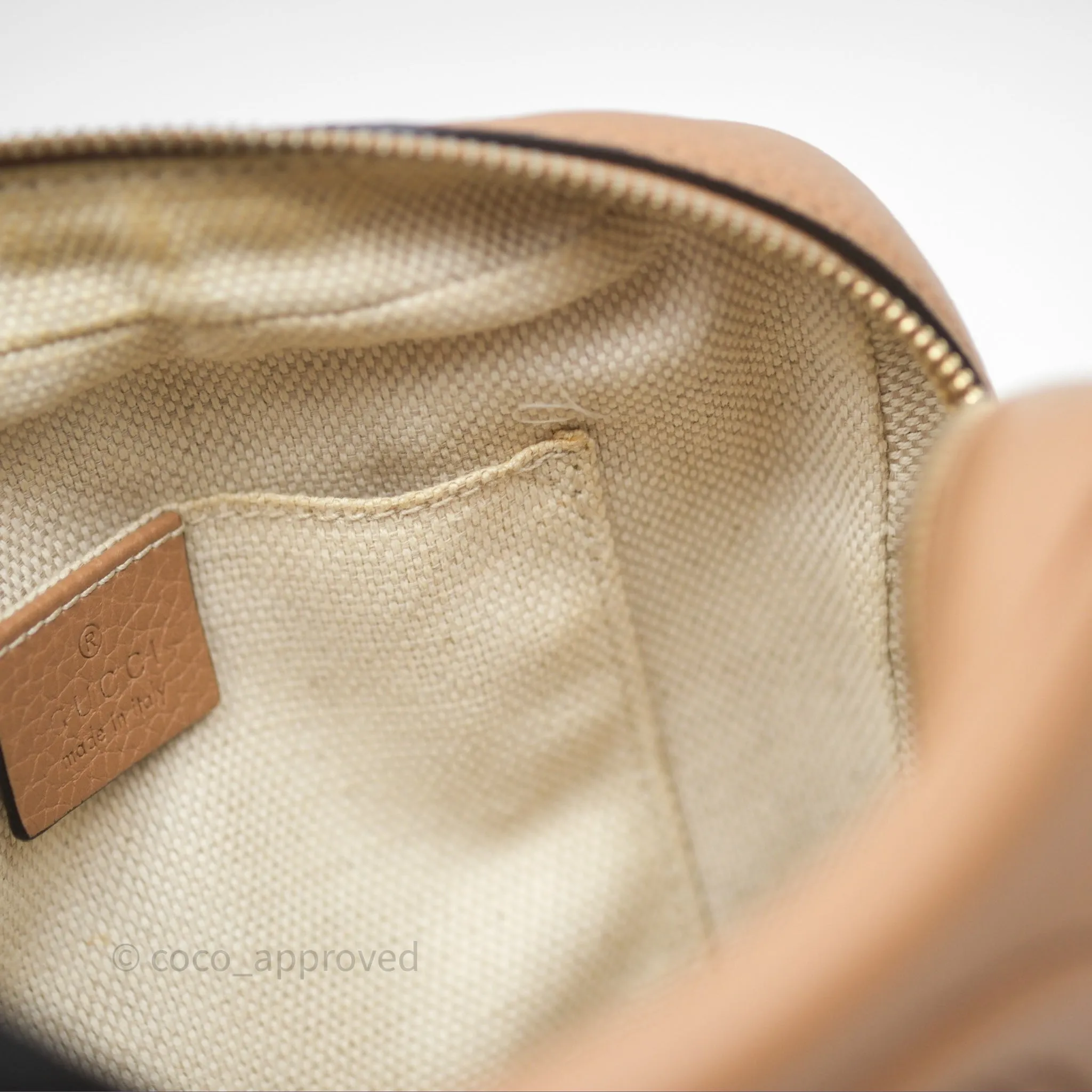 Gucci Small Soho Disco Bag Calfskin Beige