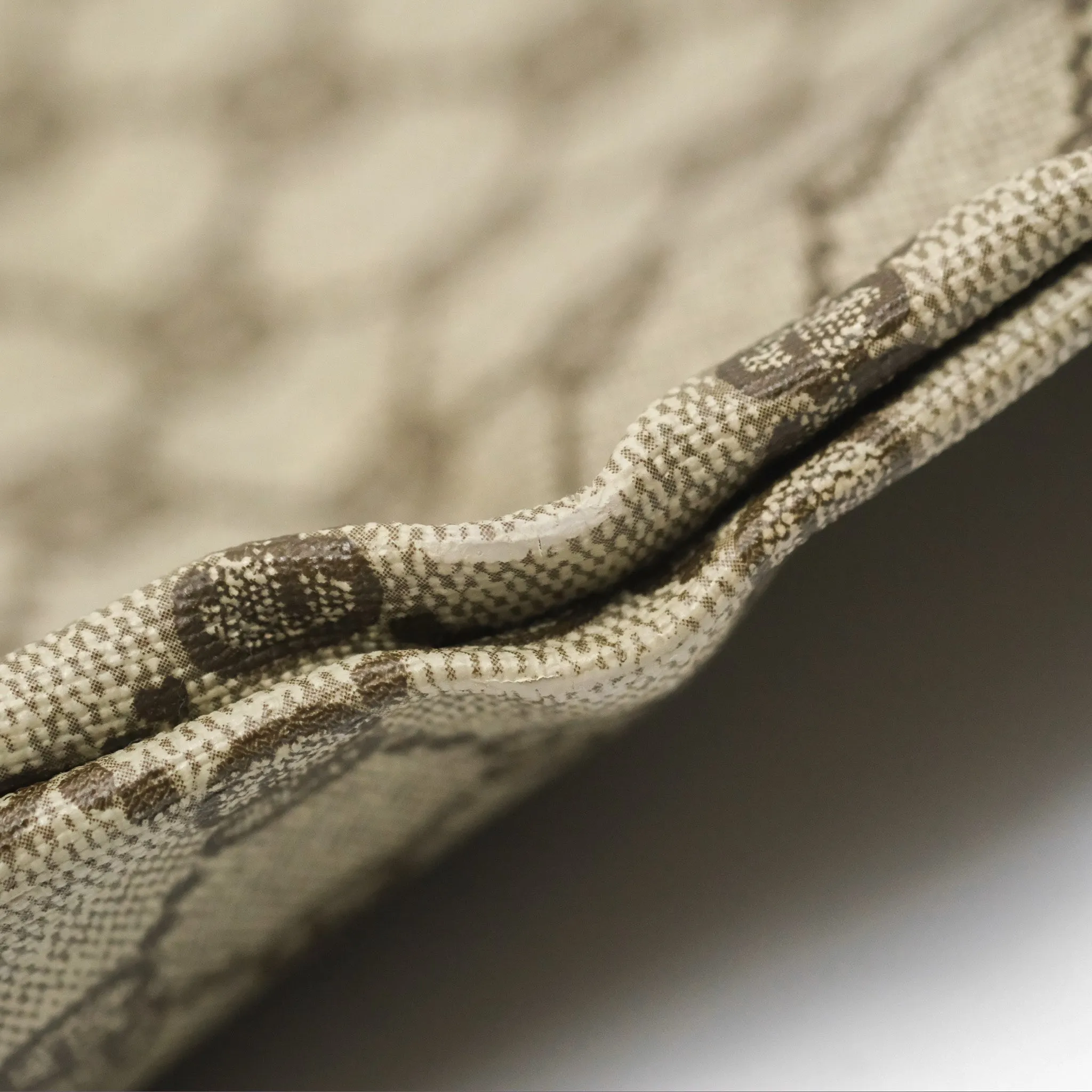 Gucci Vintage GG Supreme Tote Bag Canvas