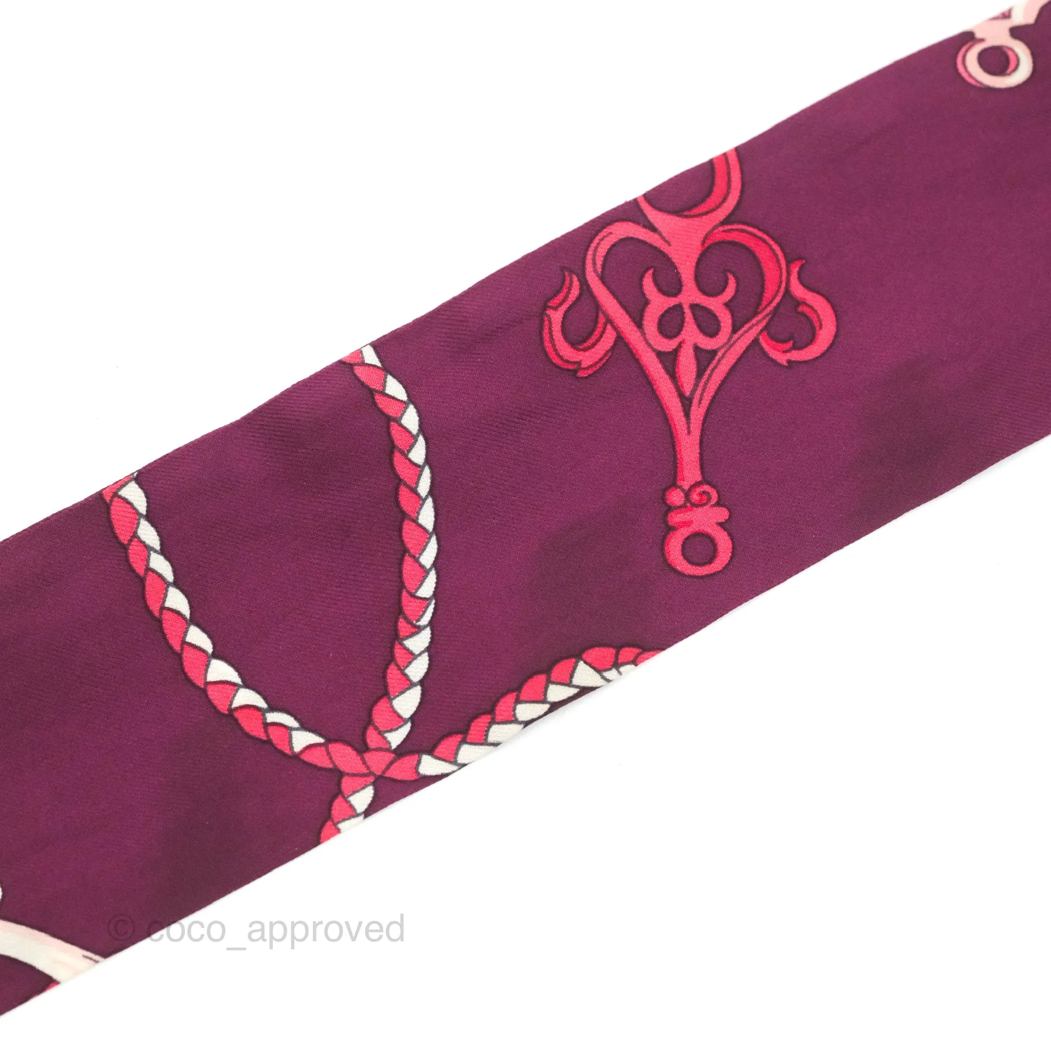Hermes Les Cles Silk Twilly Bordeaux