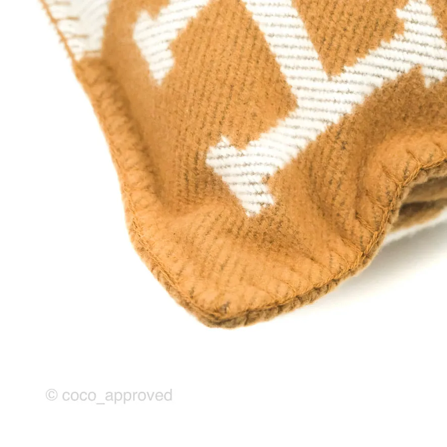 Hermes Small Avalon Pillow cru / Camel
