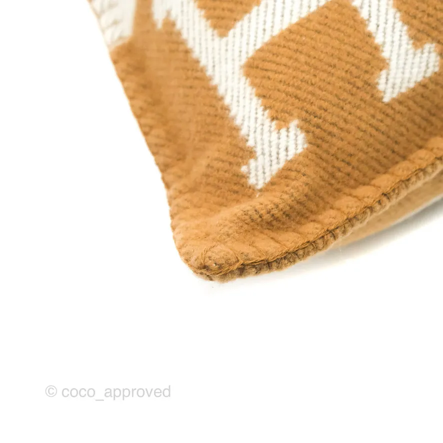 Hermes Small Avalon Pillow cru / Camel