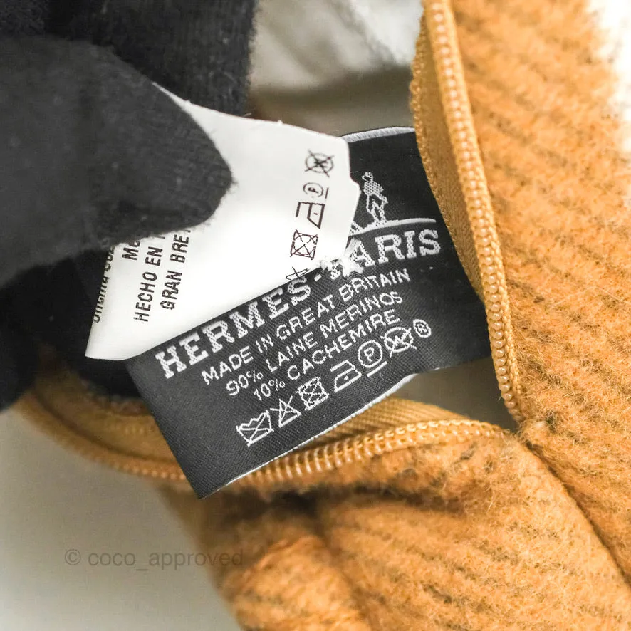 Hermes Small Avalon Pillow cru / Camel