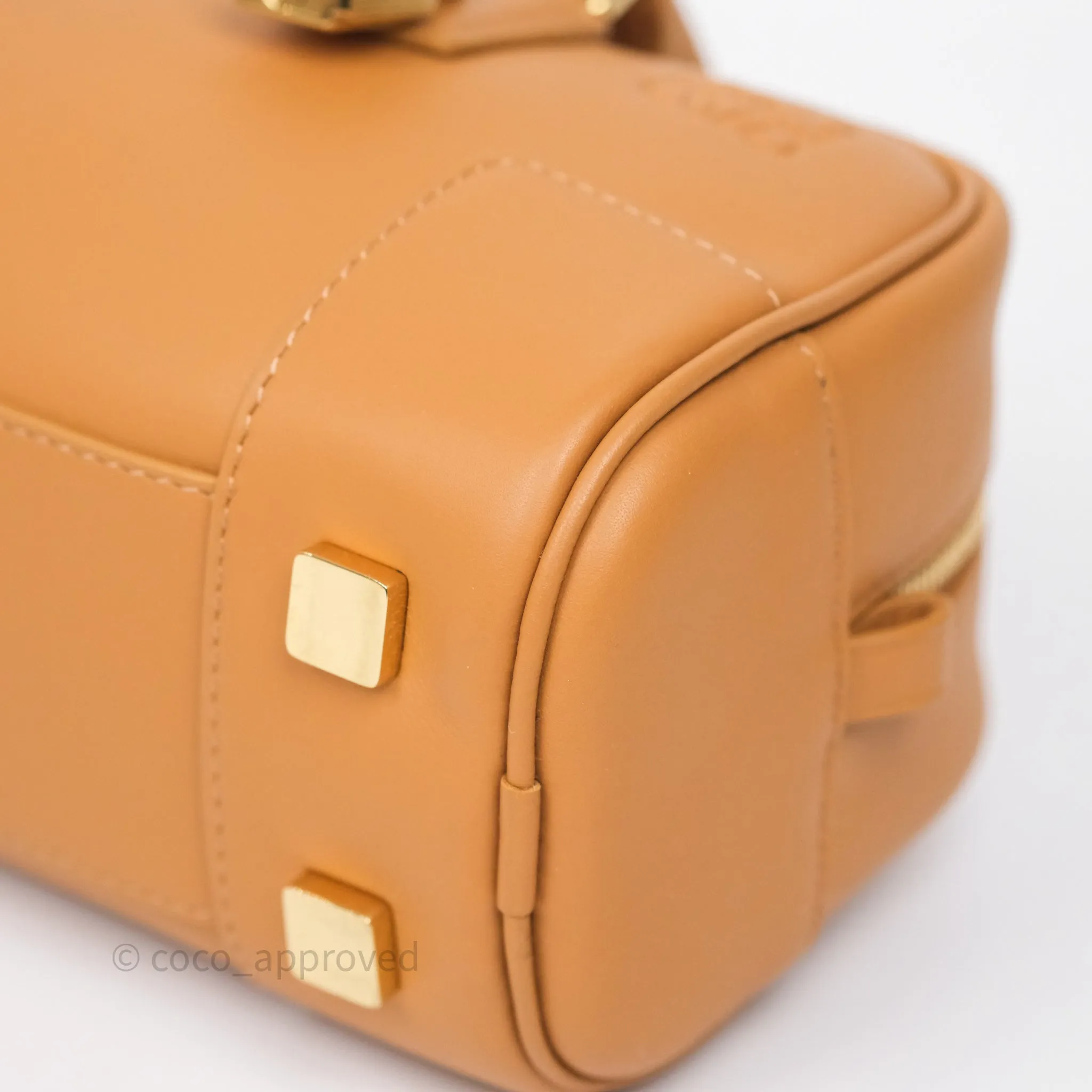 Loewe Amazona 23 Cropped Bag Warm Desert Nappa Calfskin