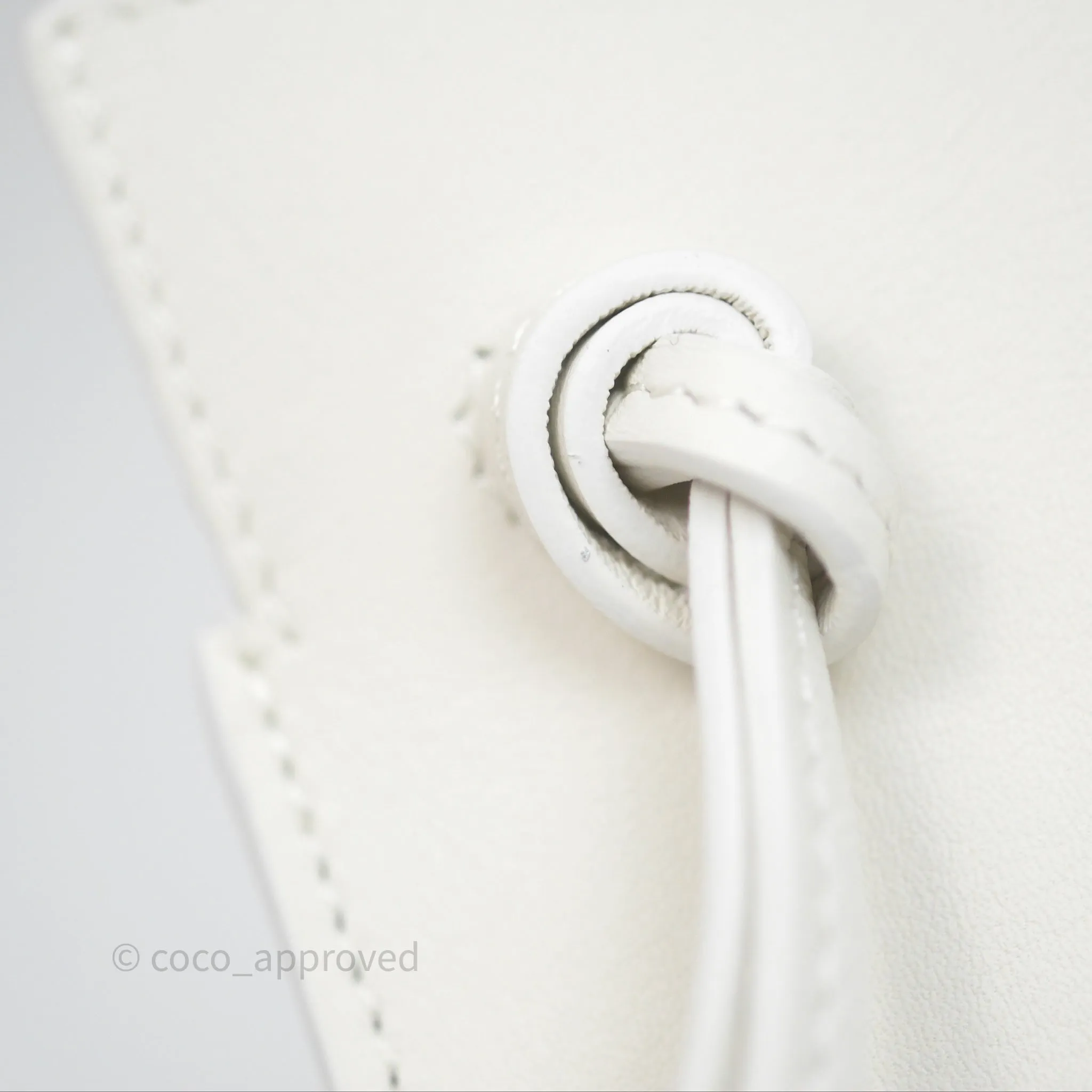 Loewe Dice Pocket in Classic Calfskin White