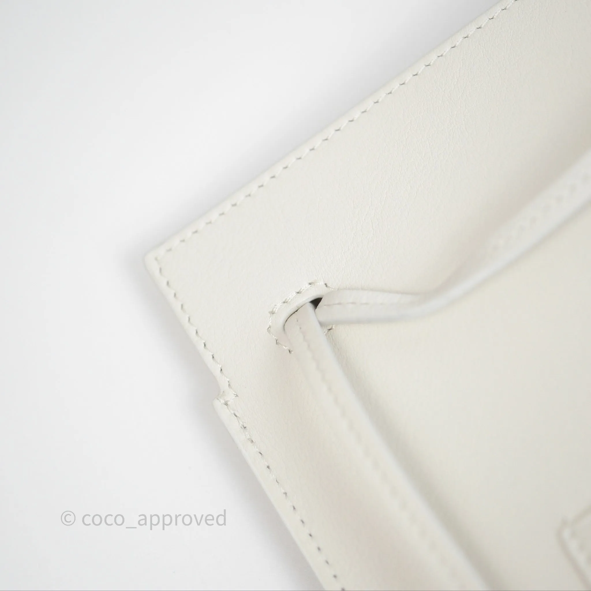Loewe Dice Pocket in Classic Calfskin White