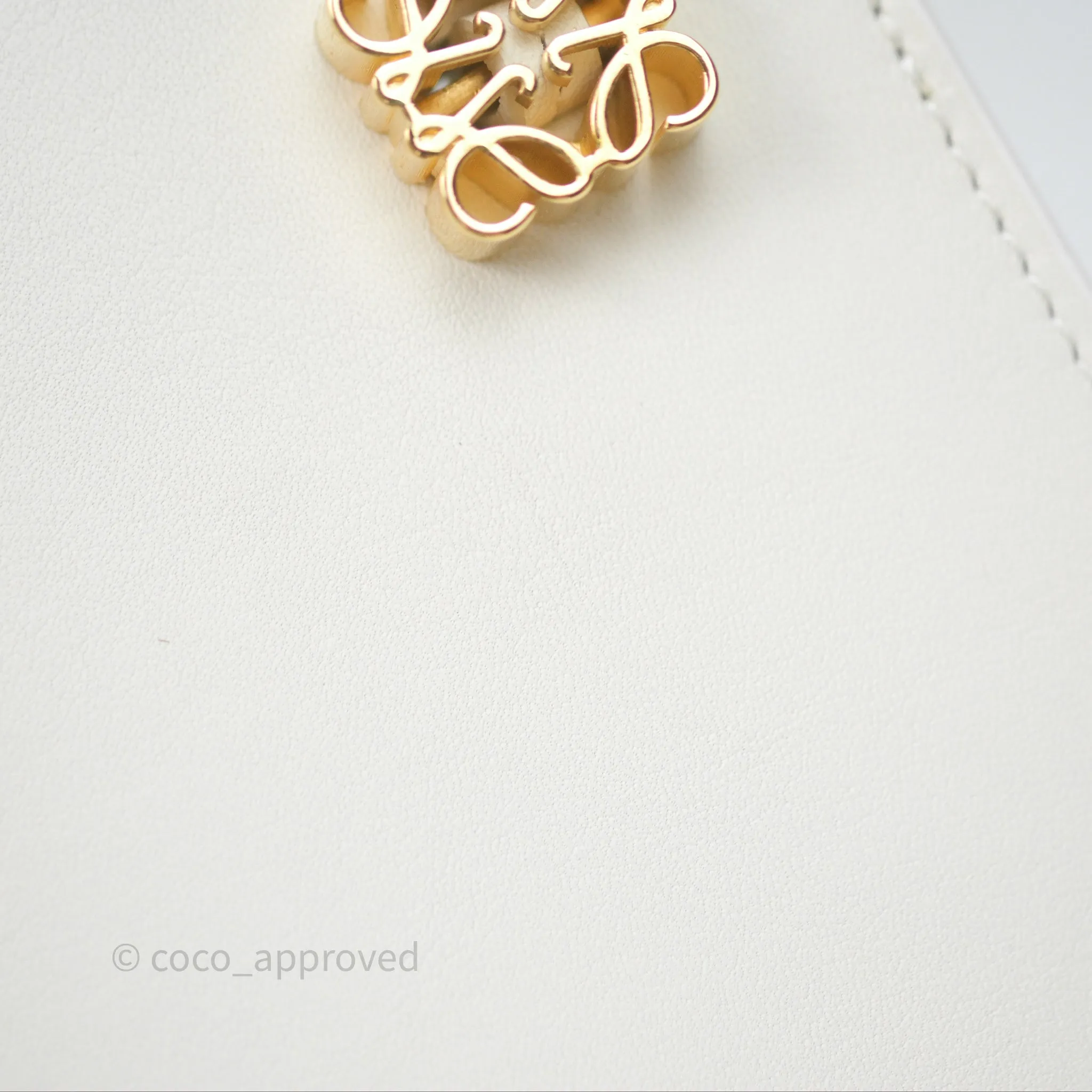 Loewe Dice Pocket in Classic Calfskin White