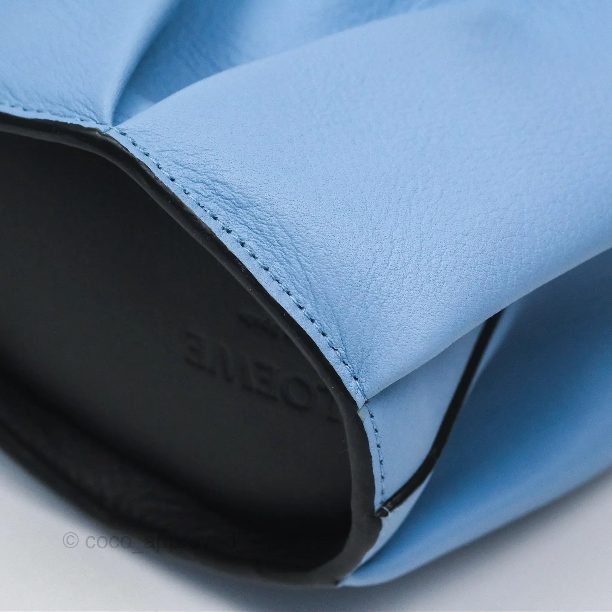 Loewe Elephant Bag In Classic Calfskin Blue