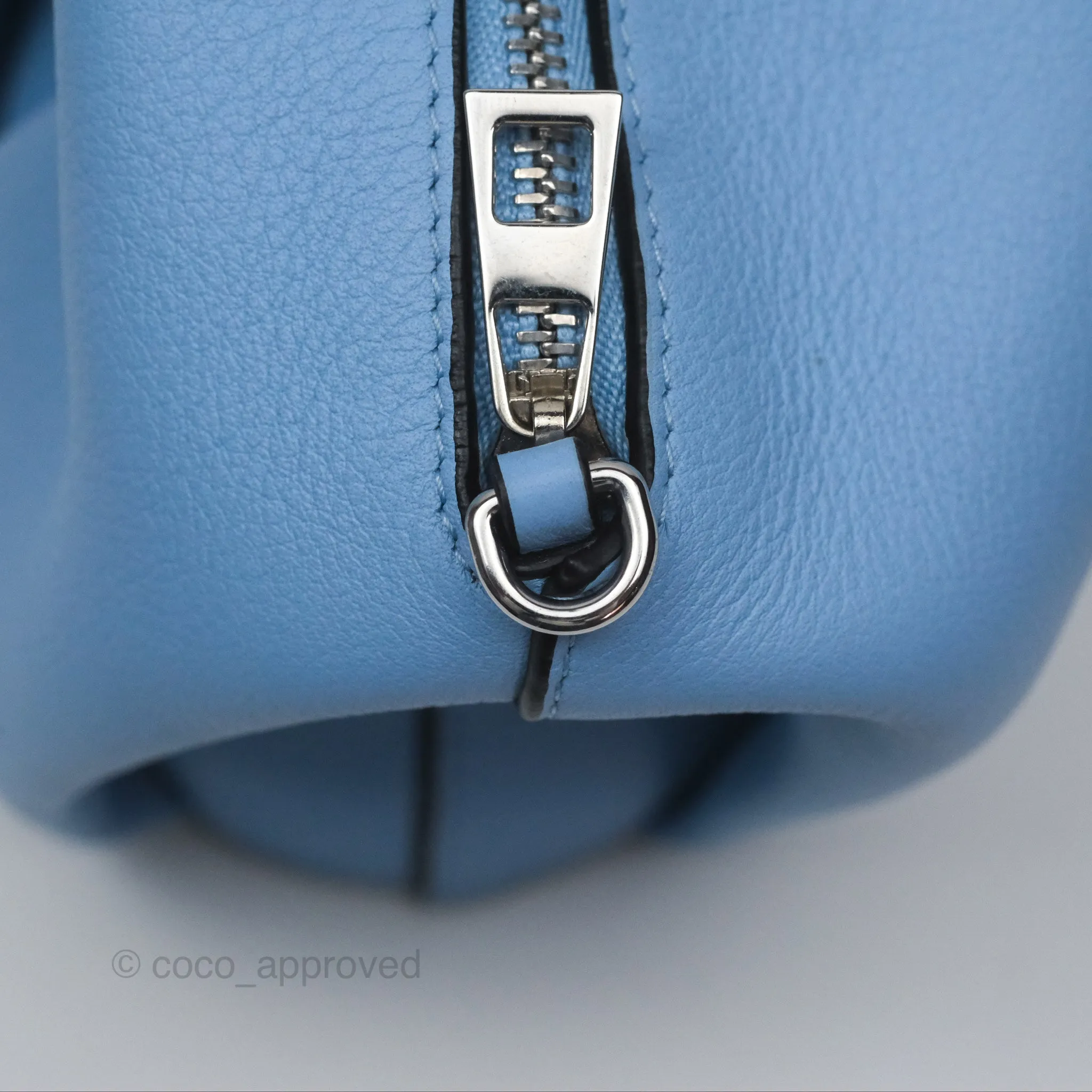 Loewe Elephant Bag In Classic Calfskin Blue