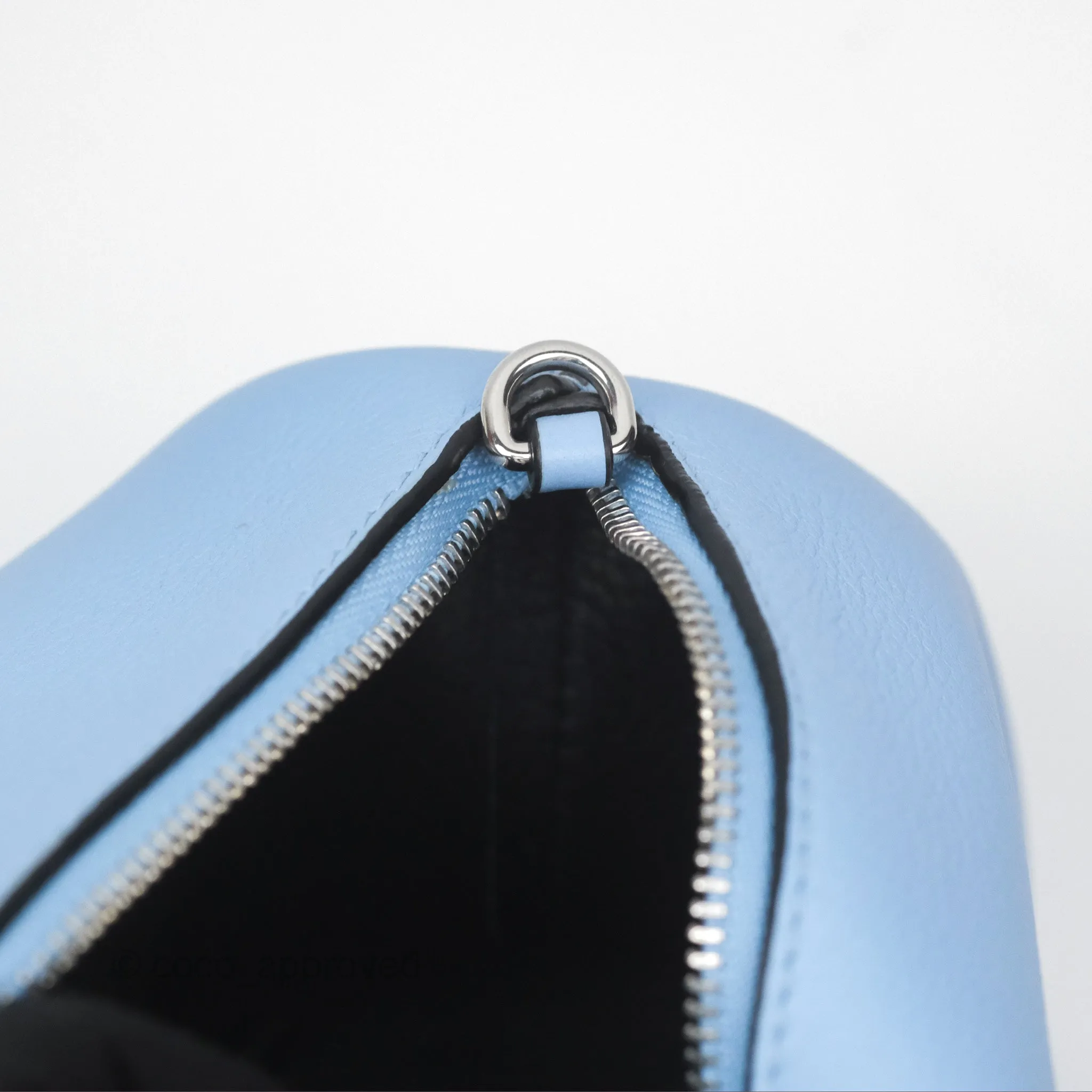 Loewe Elephant Bag In Classic Calfskin Blue