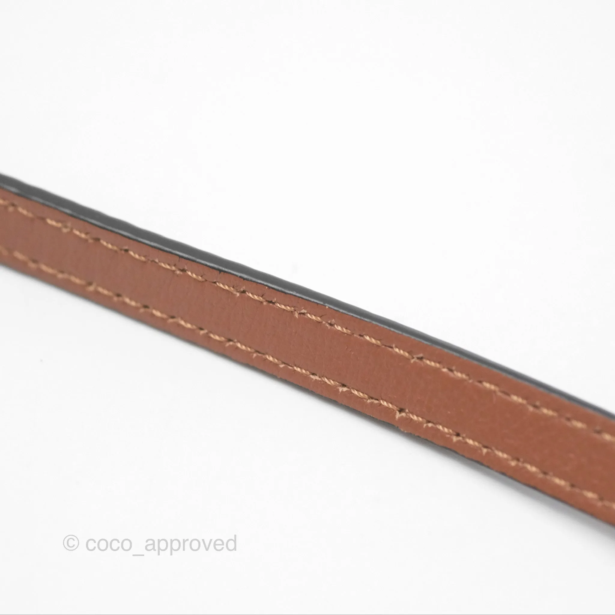 Loewe Elephant Pocket in Classic Calfskin Tan