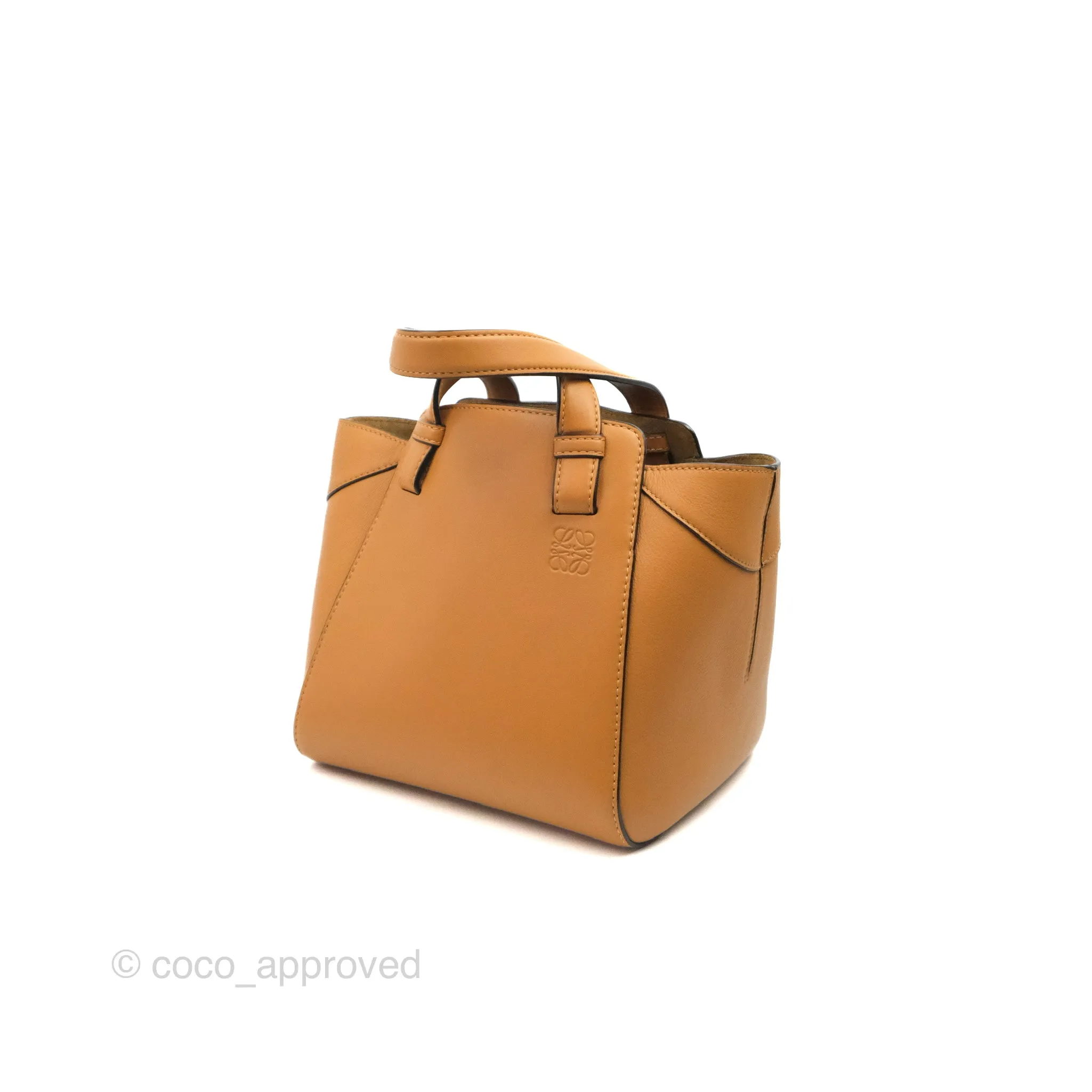 Loewe Hammock Nugget Bag Warm Desert Calfskin