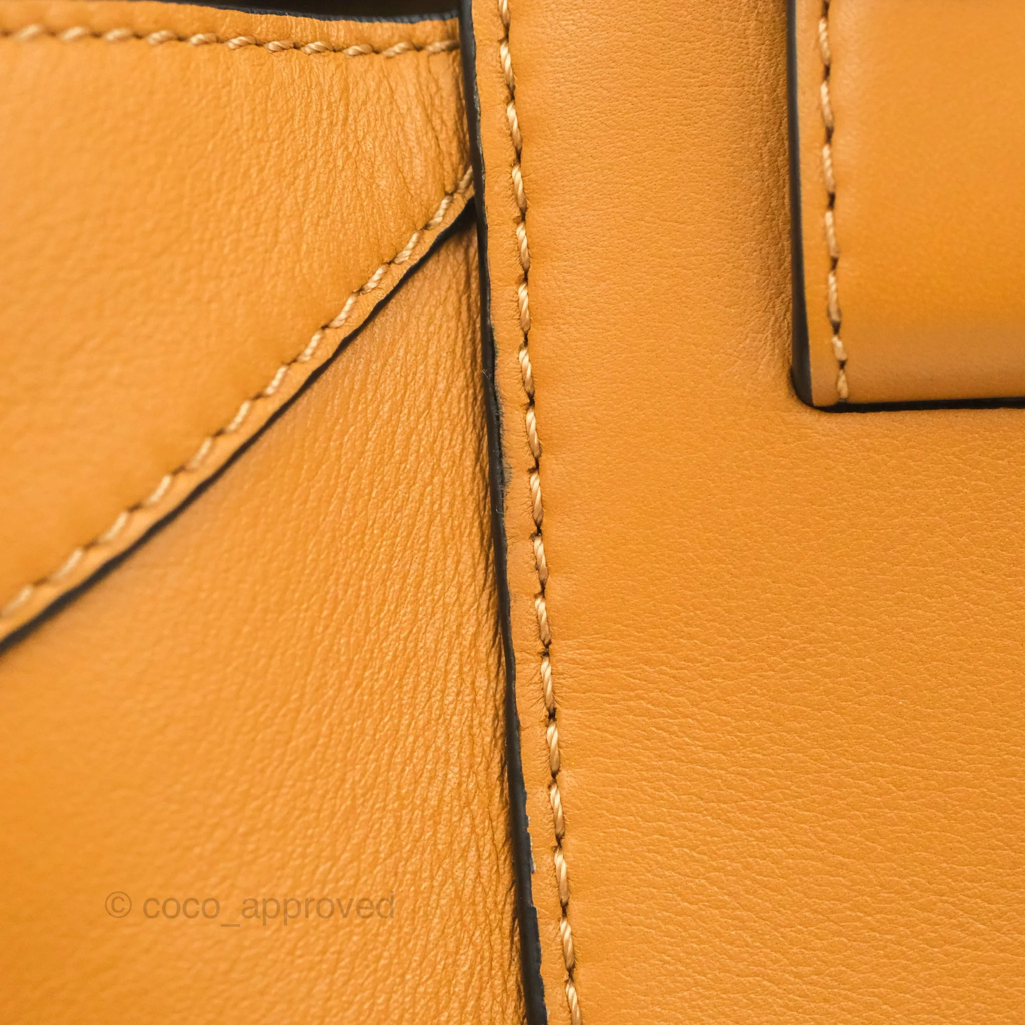 Loewe Hammock Nugget Bag Warm Desert Calfskin