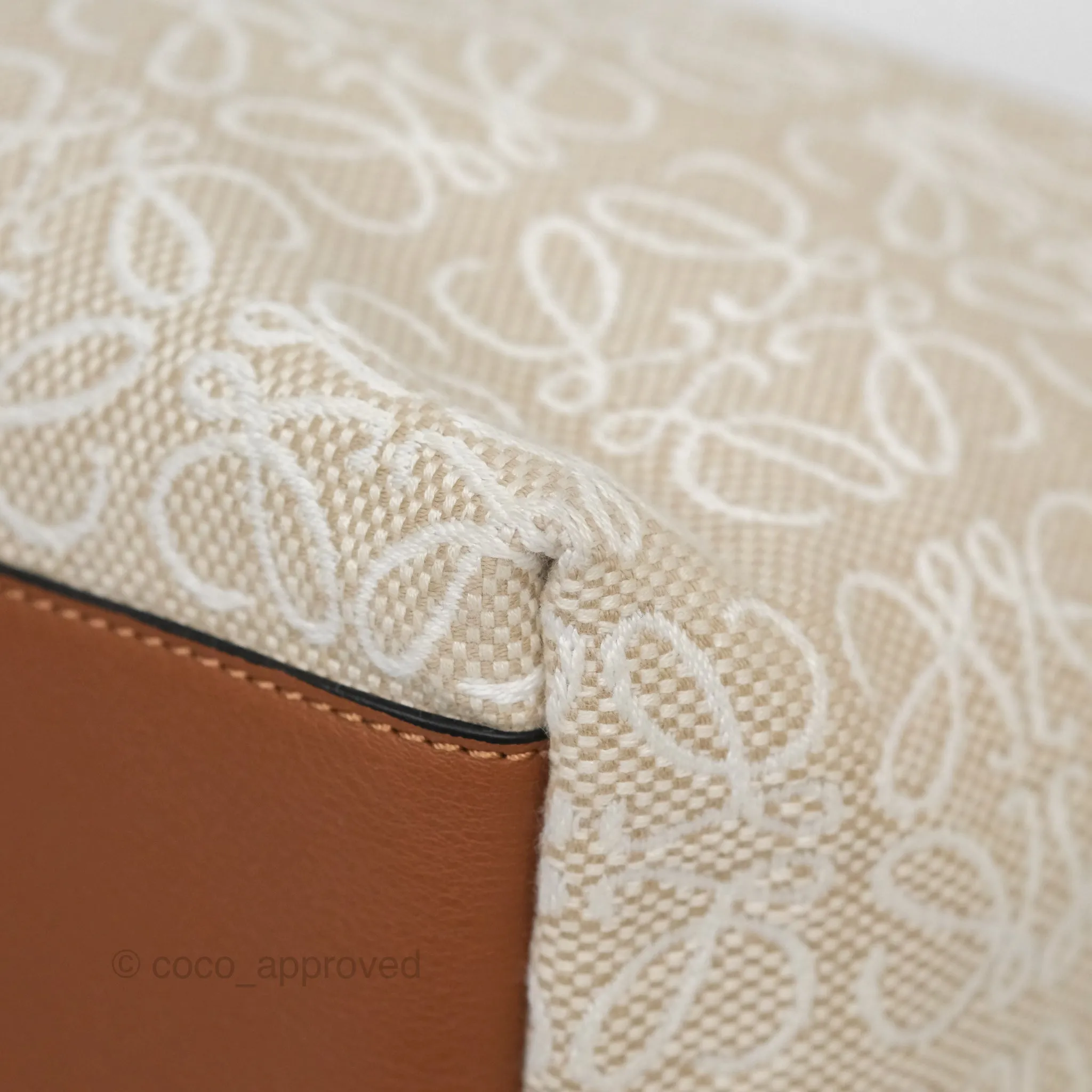 Loewe Medium Cubi Bag Anagram Jacquard & Calfskin Ecru/Tan