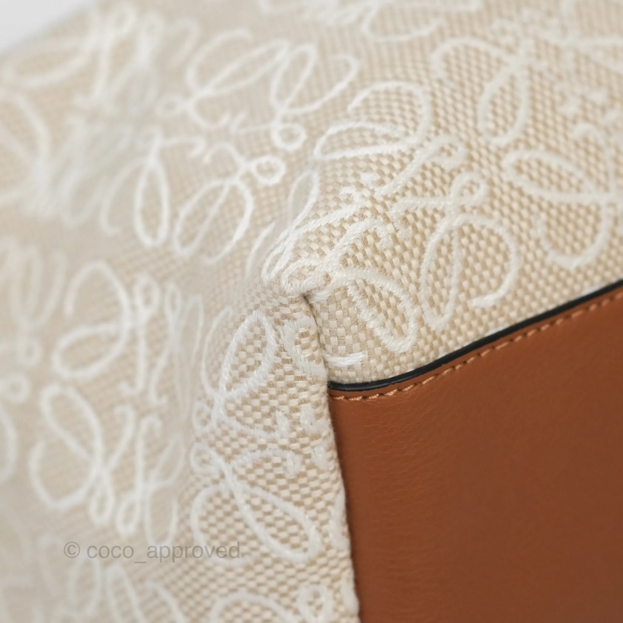 Loewe Medium Cubi Bag Anagram Jacquard & Calfskin Ecru/Tan