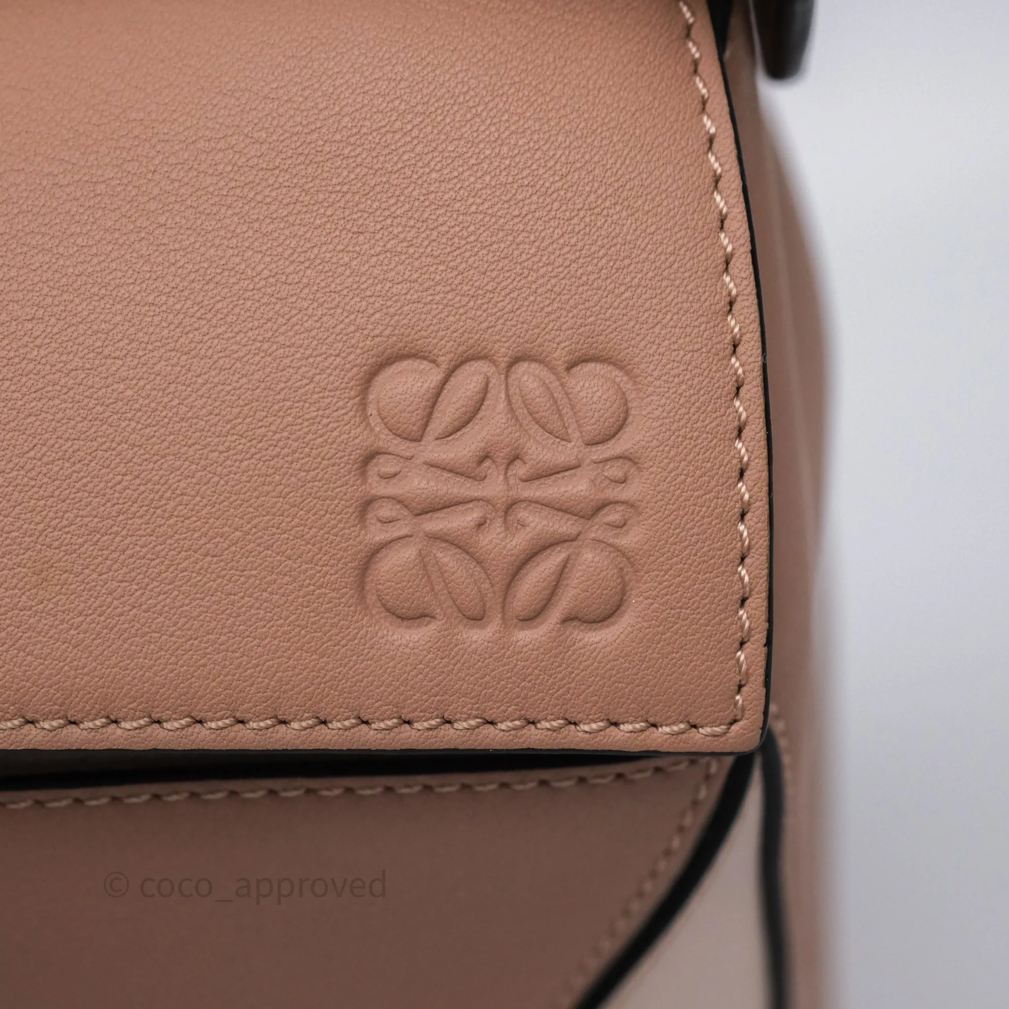 Loewe Medium Puzzle Bag Blush Pink Suede Calfskin
