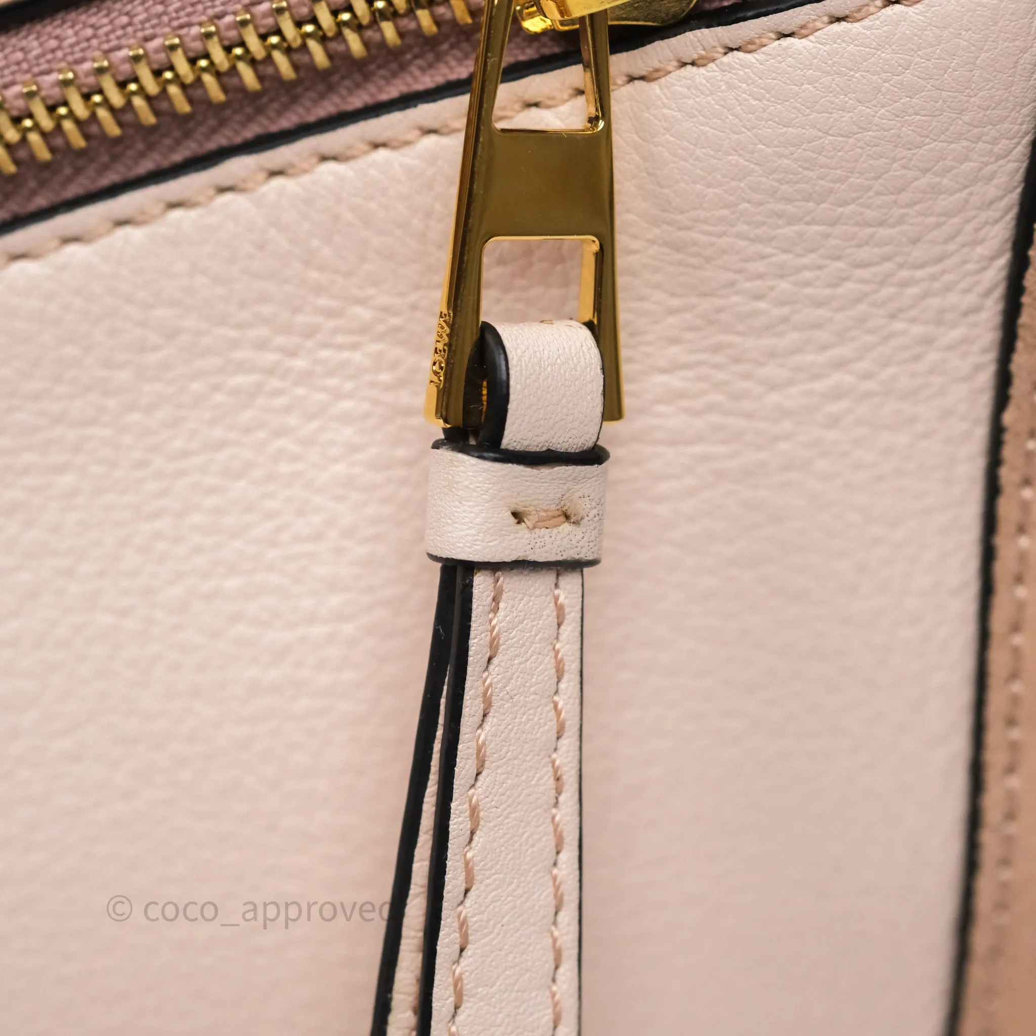 Loewe Medium Puzzle Bag Blush Pink Suede Calfskin