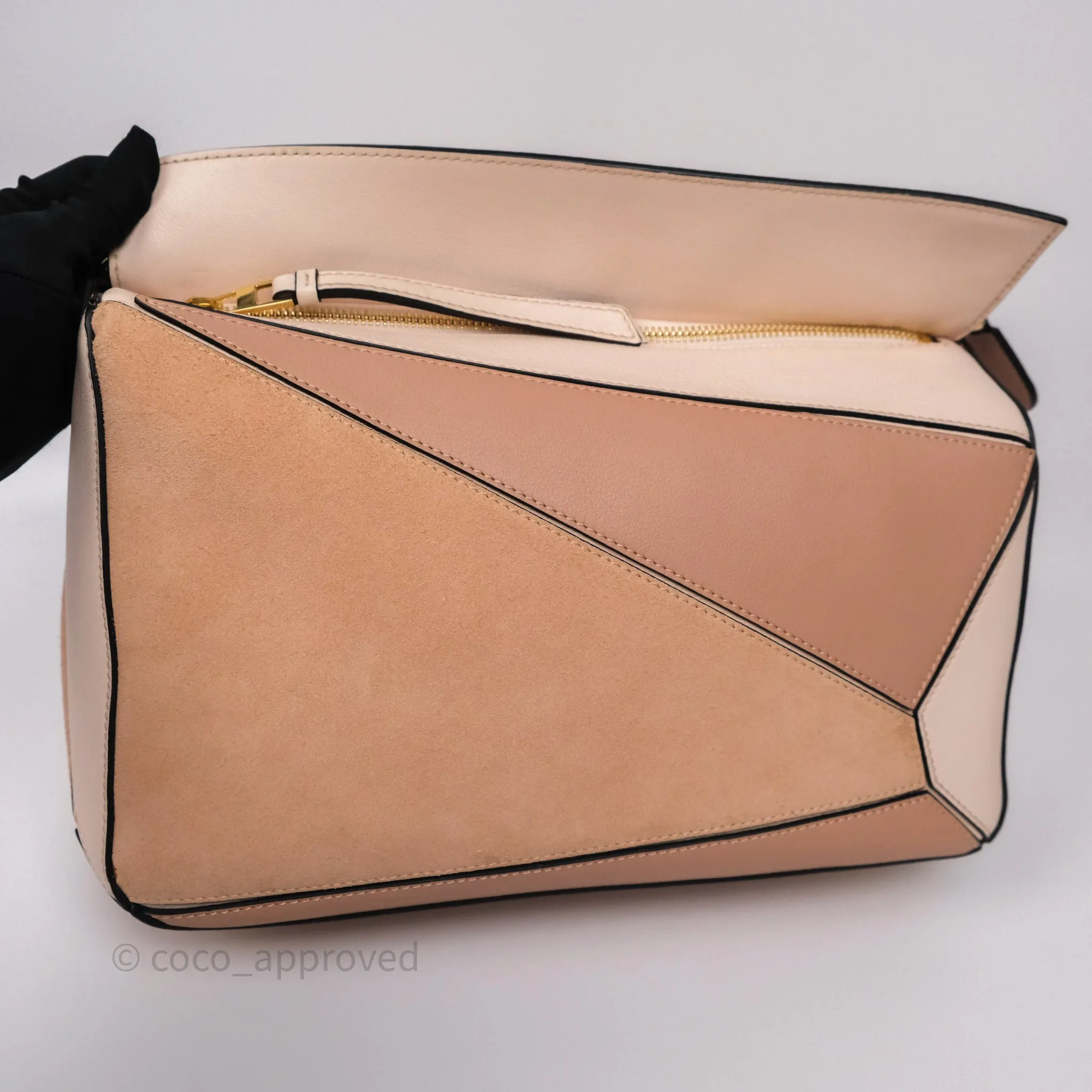 Loewe Medium Puzzle Bag Blush Pink Suede Calfskin