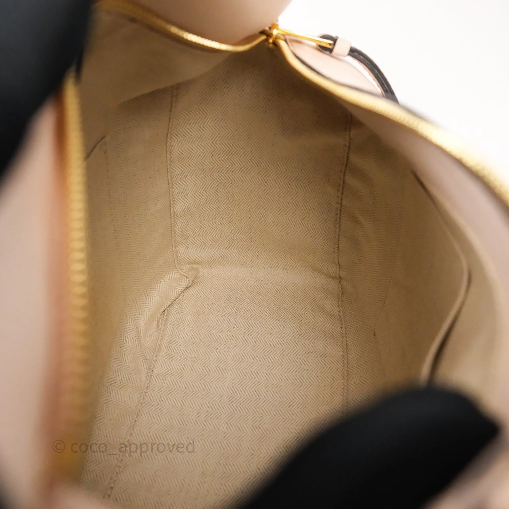 Loewe Medium Puzzle Bag Blush Pink Suede Calfskin