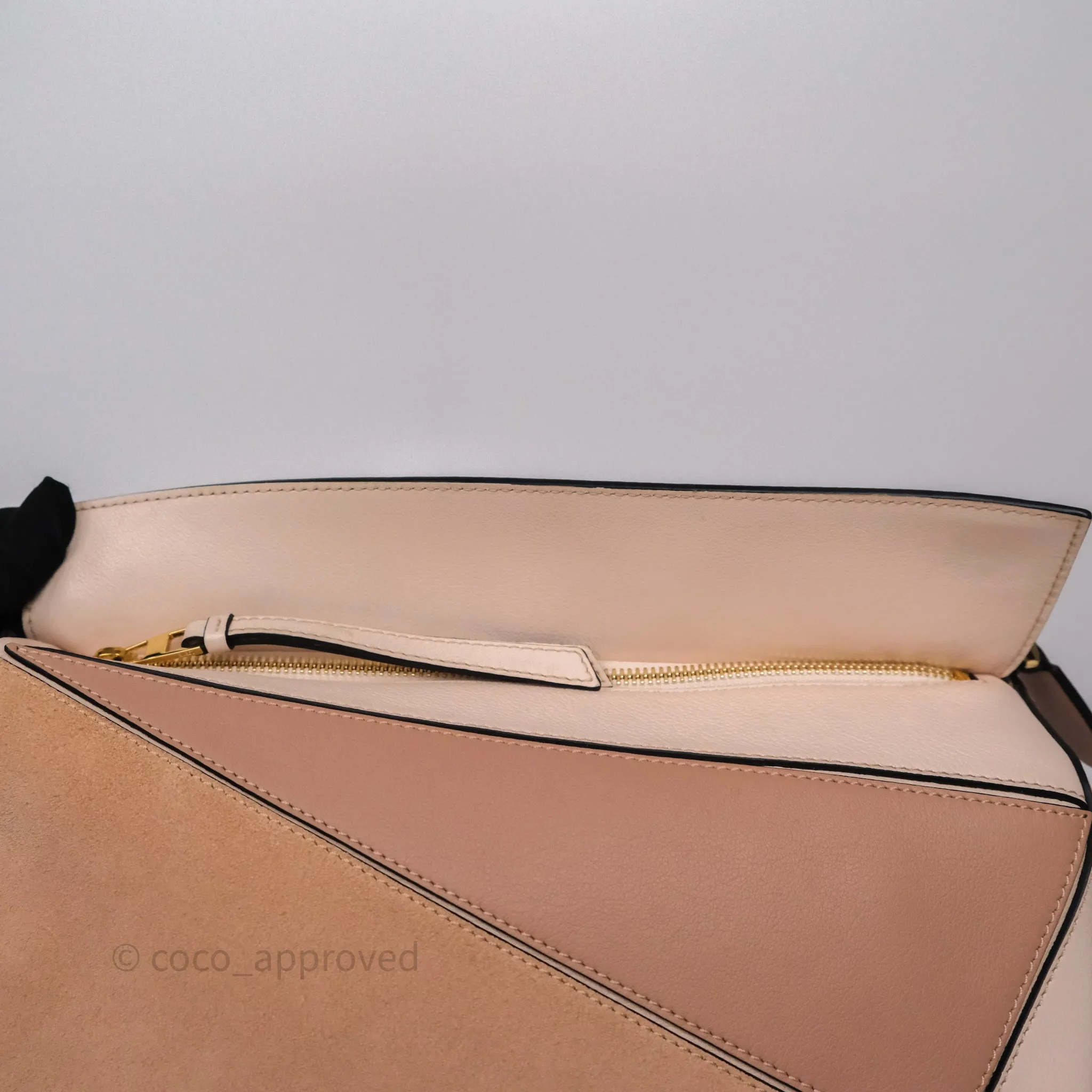 Loewe Medium Puzzle Bag Blush Pink Suede Calfskin