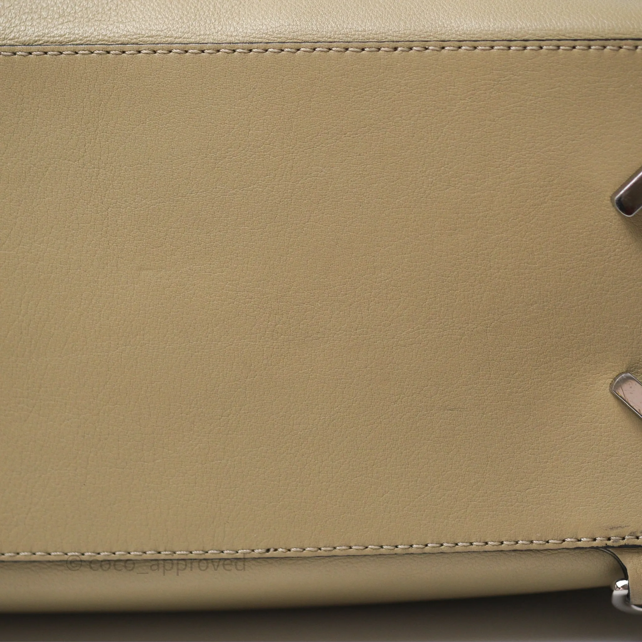 Loewe Medium Puzzle Bag Light Beige Calfskin