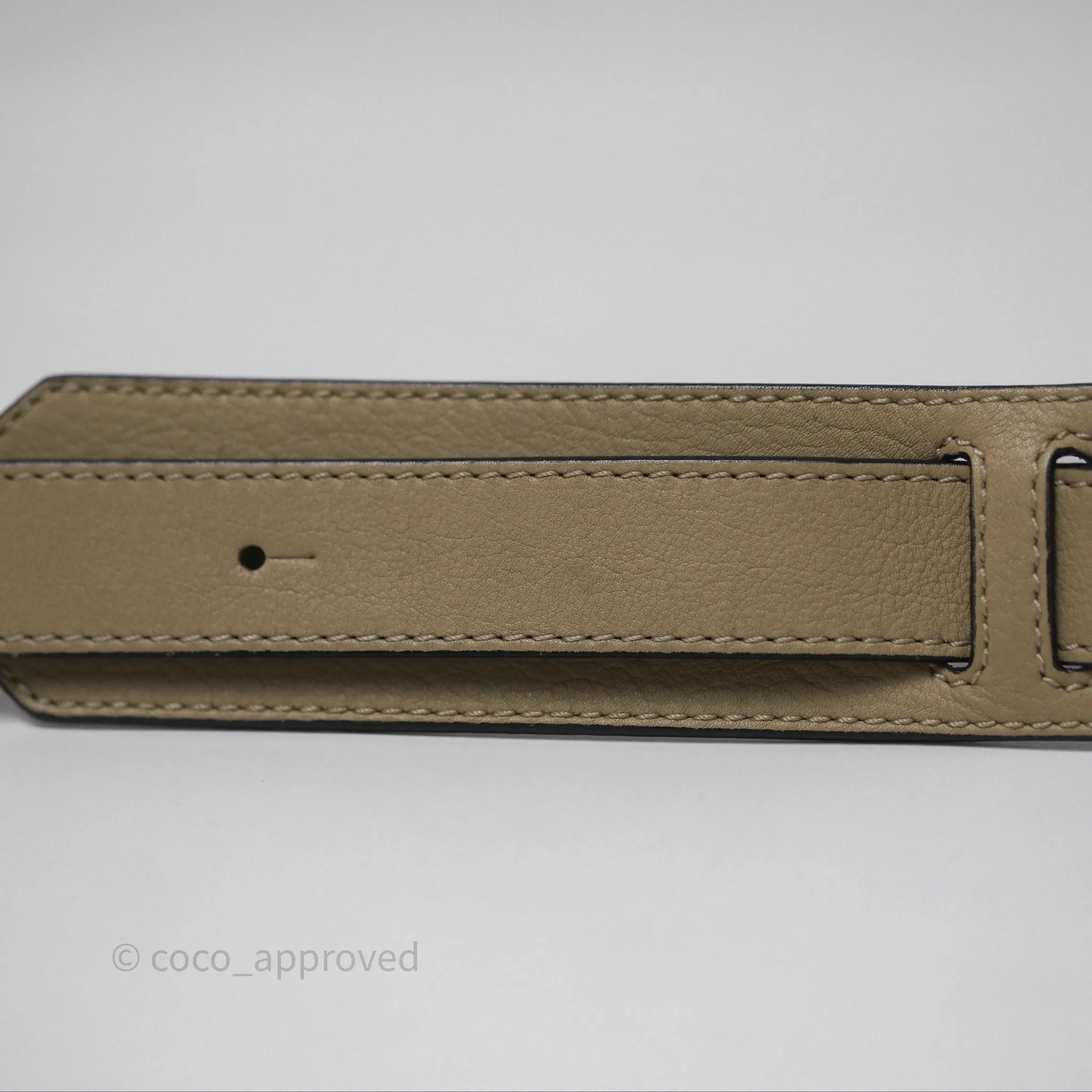 Loewe Medium Puzzle Bag Light Beige Calfskin