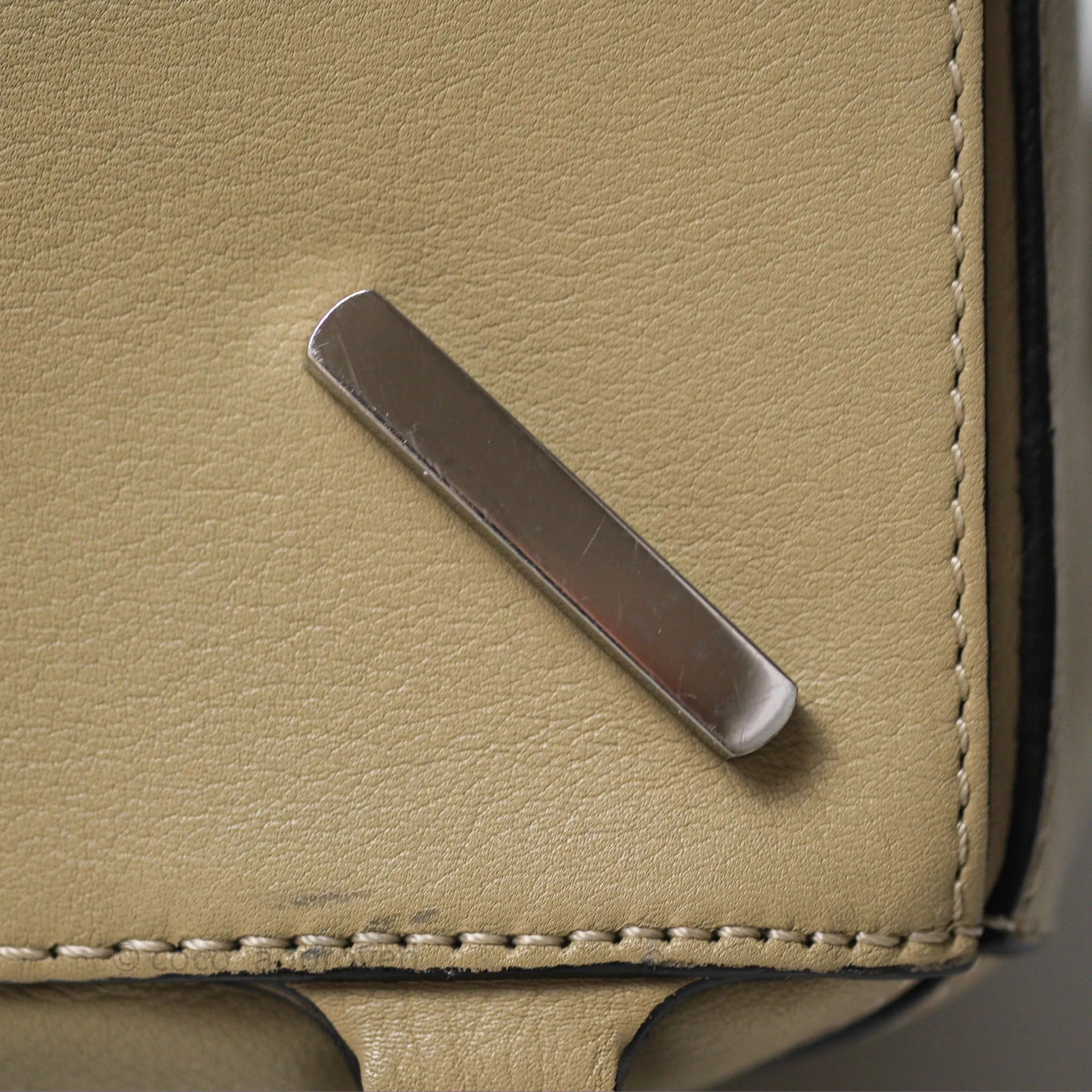 Loewe Medium Puzzle Bag Light Beige Calfskin