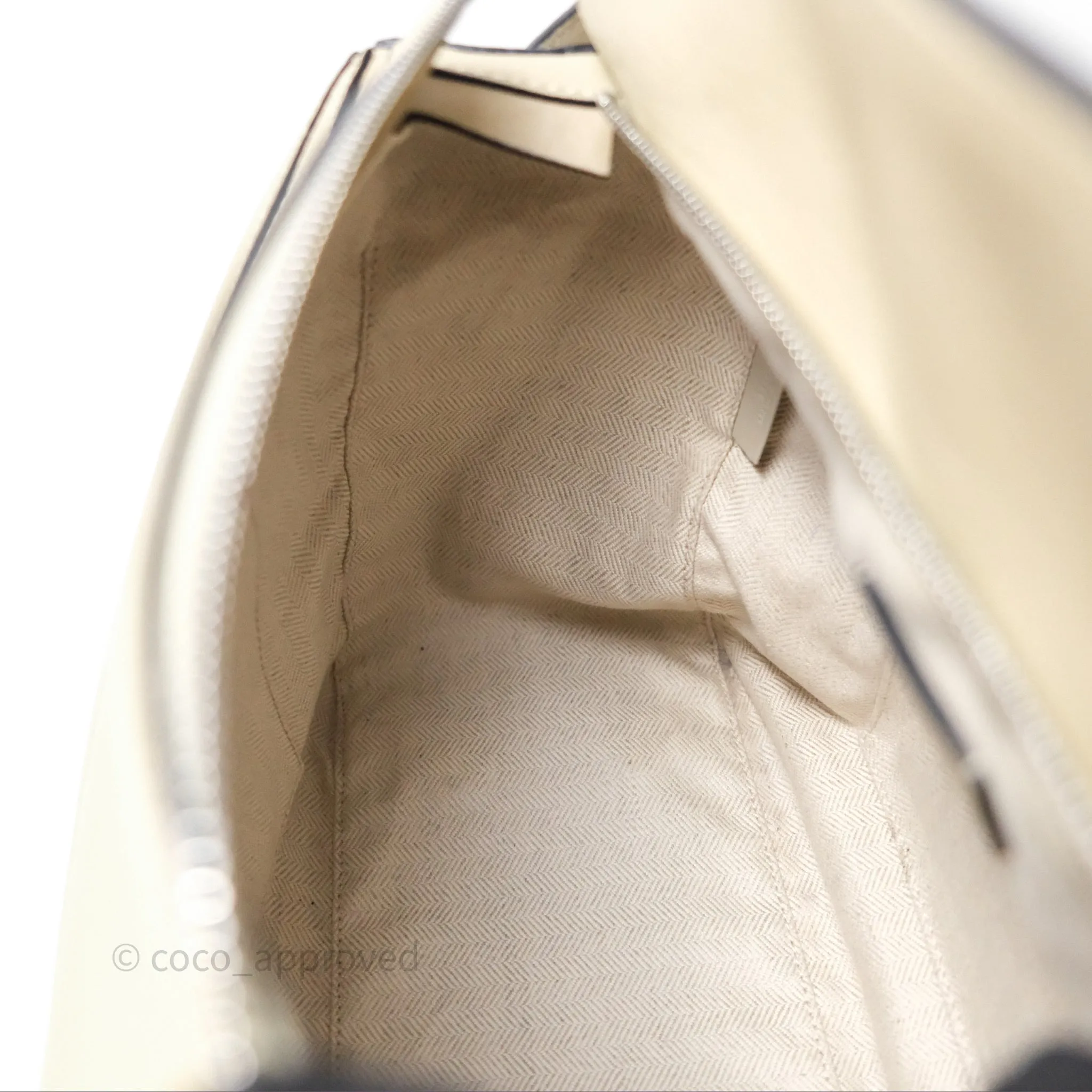 Loewe Medium Puzzle Bag Light Beige Calfskin