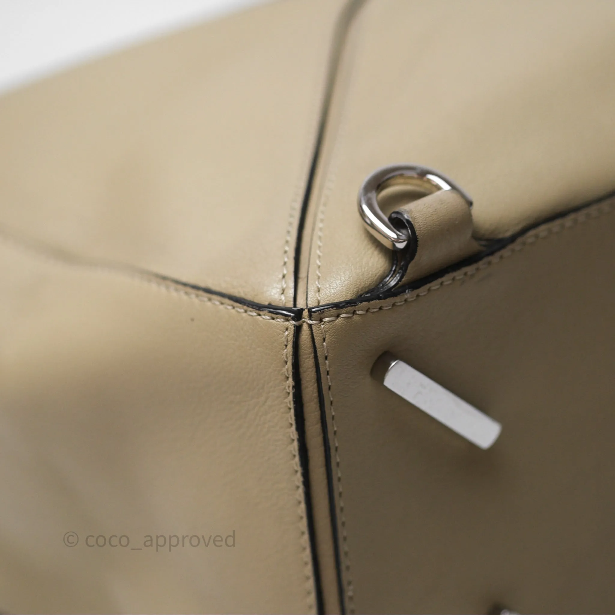 Loewe Medium Puzzle Bag Light Beige Calfskin