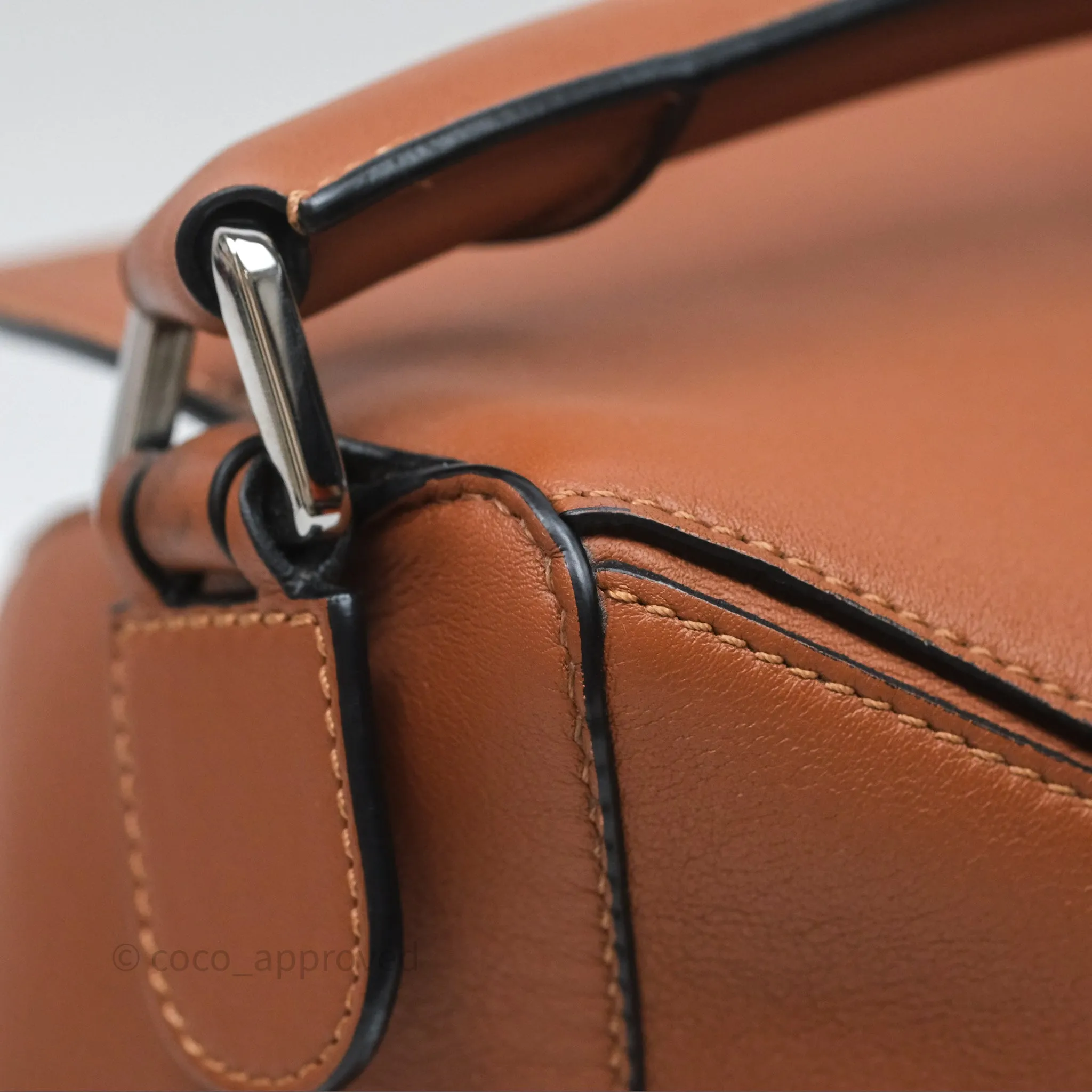 Loewe Medium Puzzle Bag Tan Calfskin