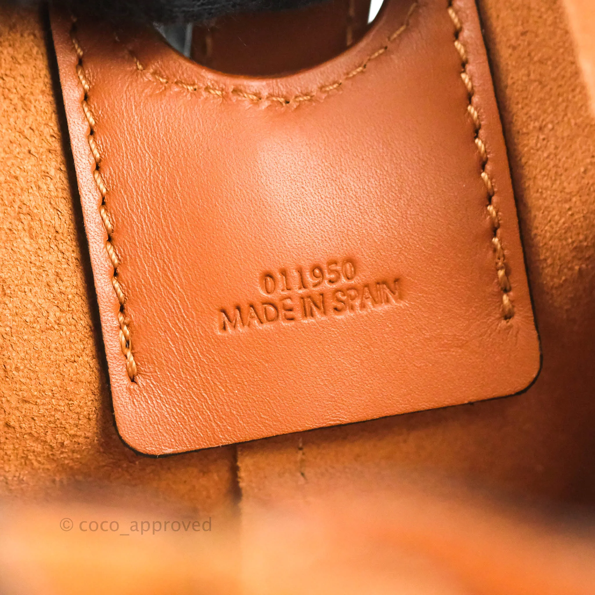 Loewe Small Balloon Bucket Bag Tan Calfskin