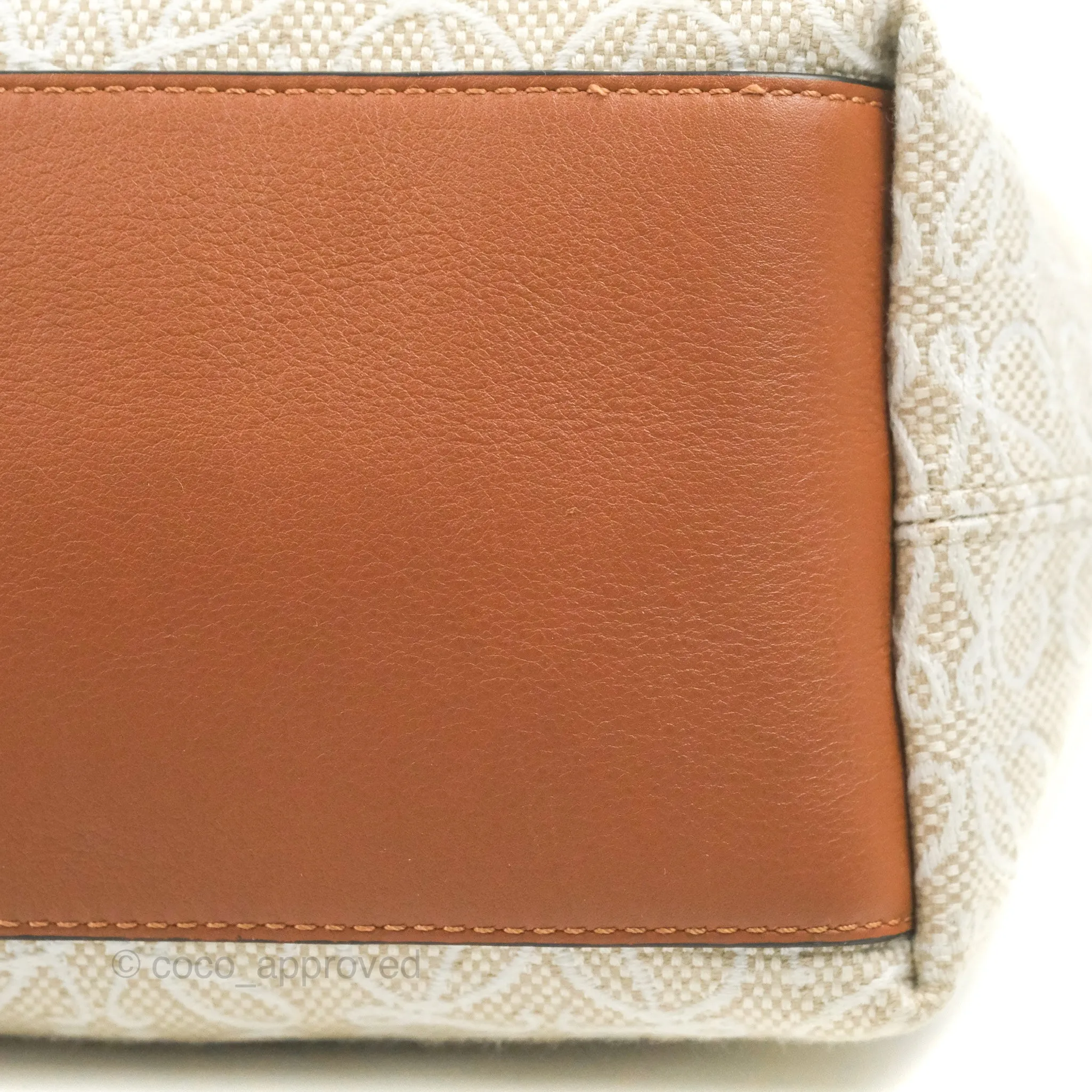 Loewe Small Cubi bag in Anagram Jacquard & Calfskin Ecru/Tan
