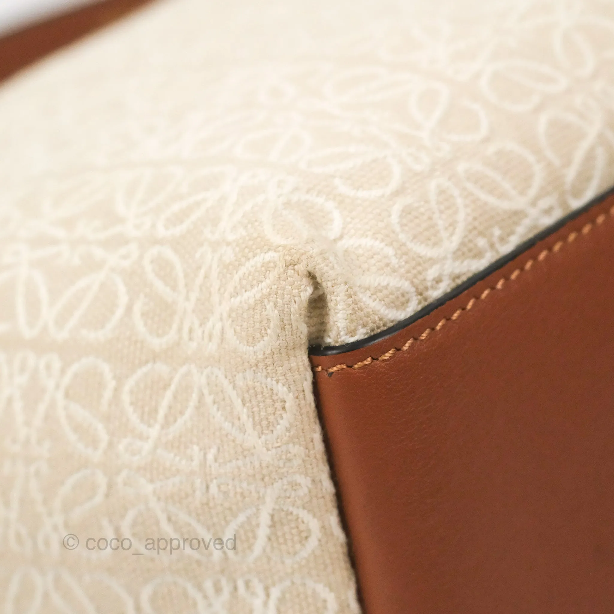 Loewe Small Cubi bag in Anagram Jacquard & Calfskin Ecru/Tan
