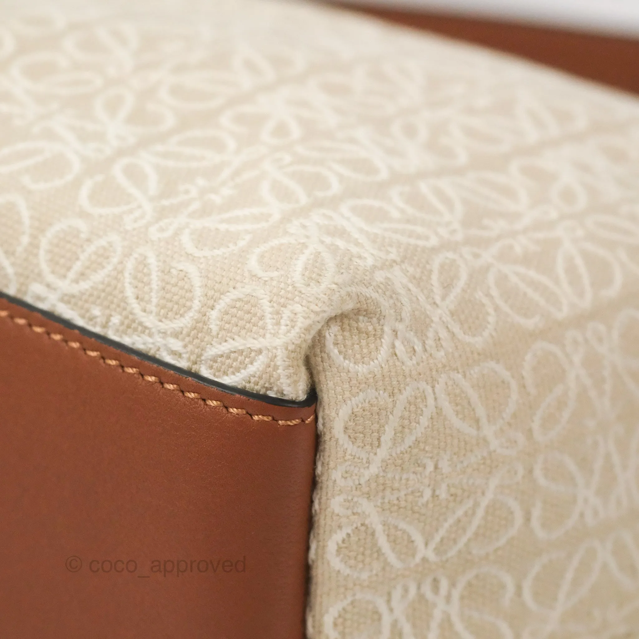 Loewe Small Cubi bag in Anagram Jacquard & Calfskin Ecru/Tan
