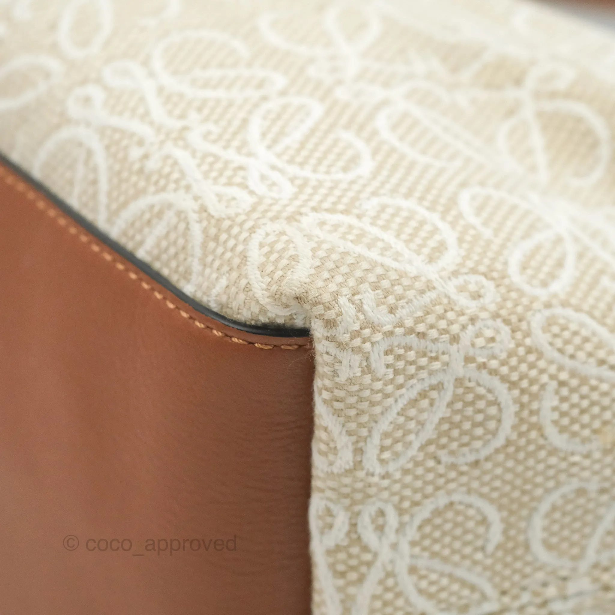 Loewe Small Cubi bag in Anagram Jacquard & Calfskin Ecru/Tan