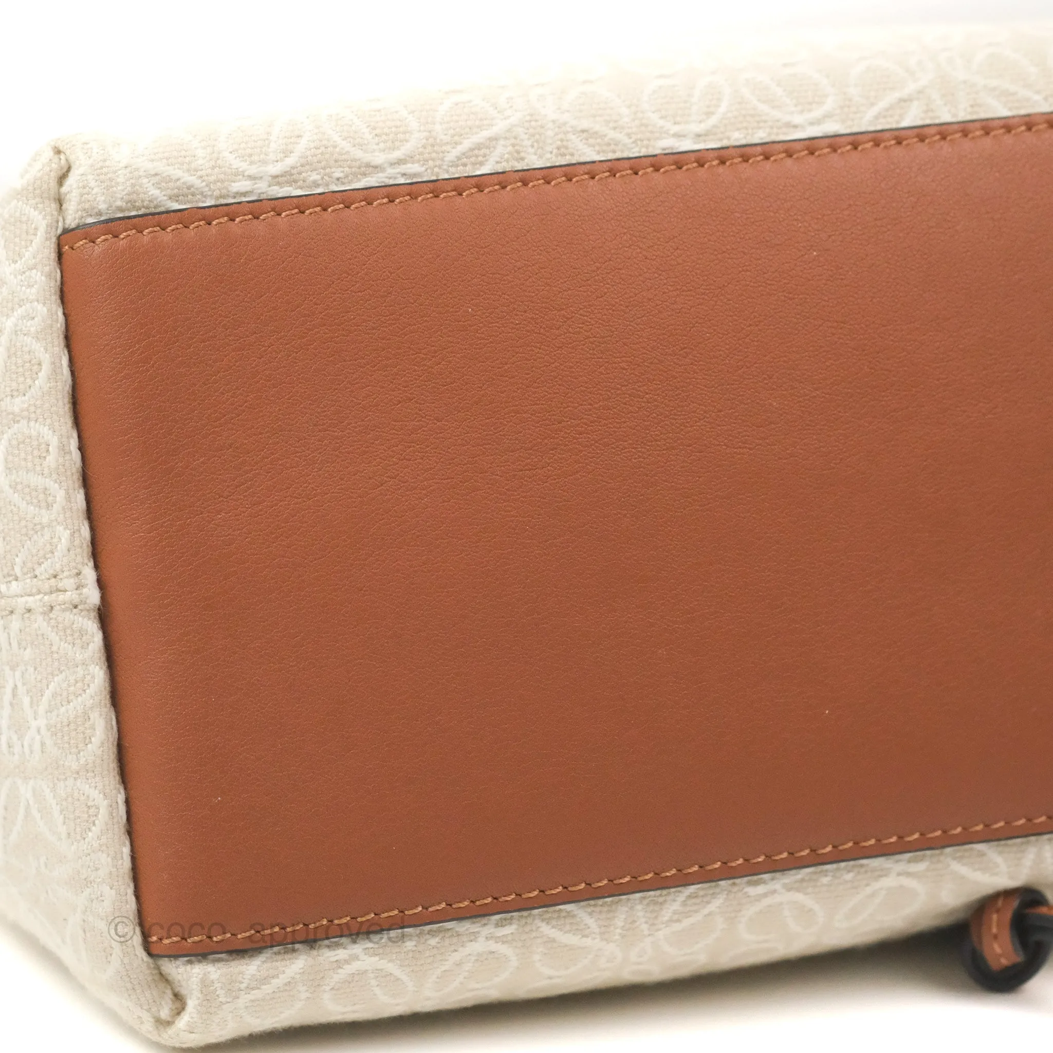 Loewe Small Cubi bag in Anagram Jacquard & Calfskin Ecru/Tan