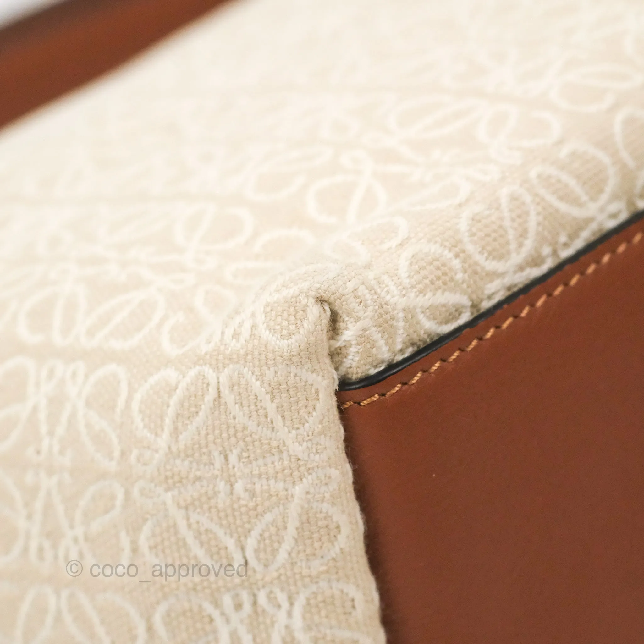Loewe Small Cubi bag in Anagram Jacquard & Calfskin Ecru/Tan